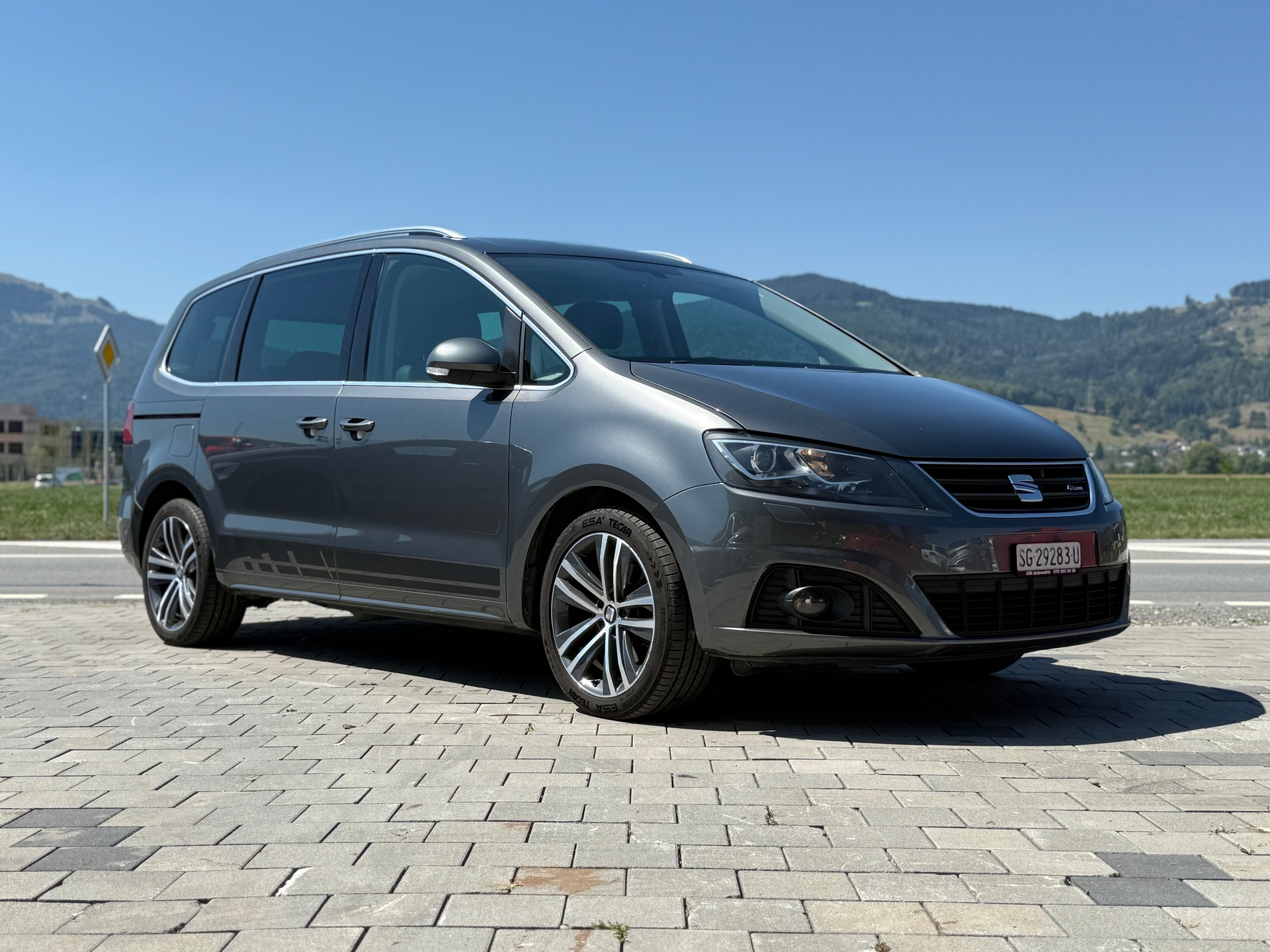 SEAT Alhambra 2.0 TDI FR Line 4Drive-image-1