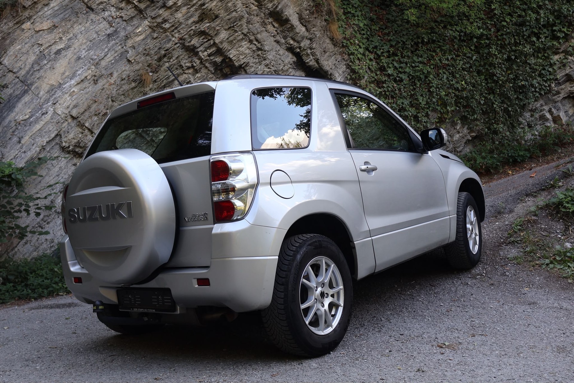 SUZUKI Grand Vitara 2.4 16V GL Top-image-5