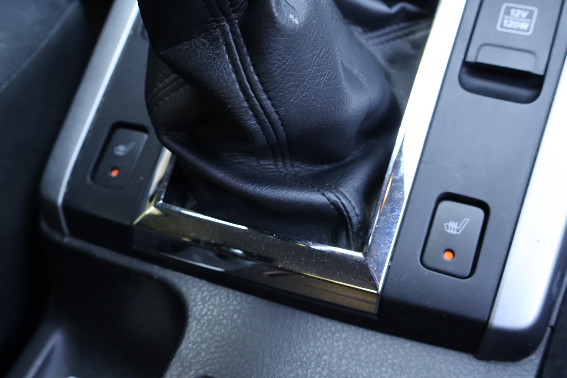 SUZUKI Grand Vitara 2.4 16V GL Top-image-8