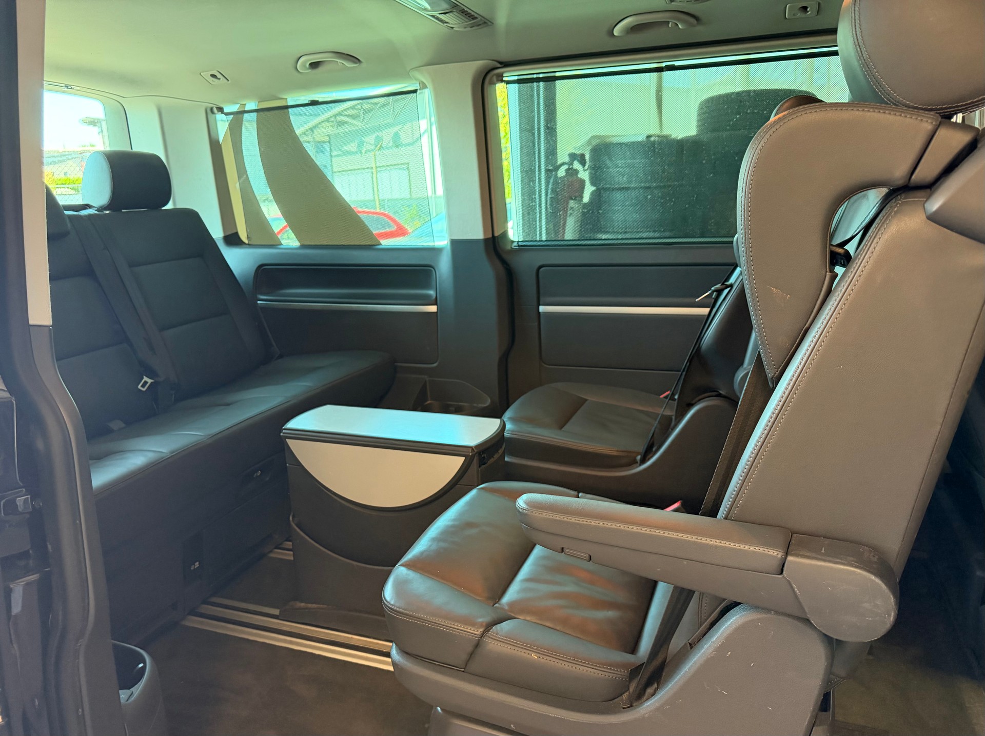 VW T5 Multivan 2.0 Bi-TDI CR Highline 4Motion DSG-image-12