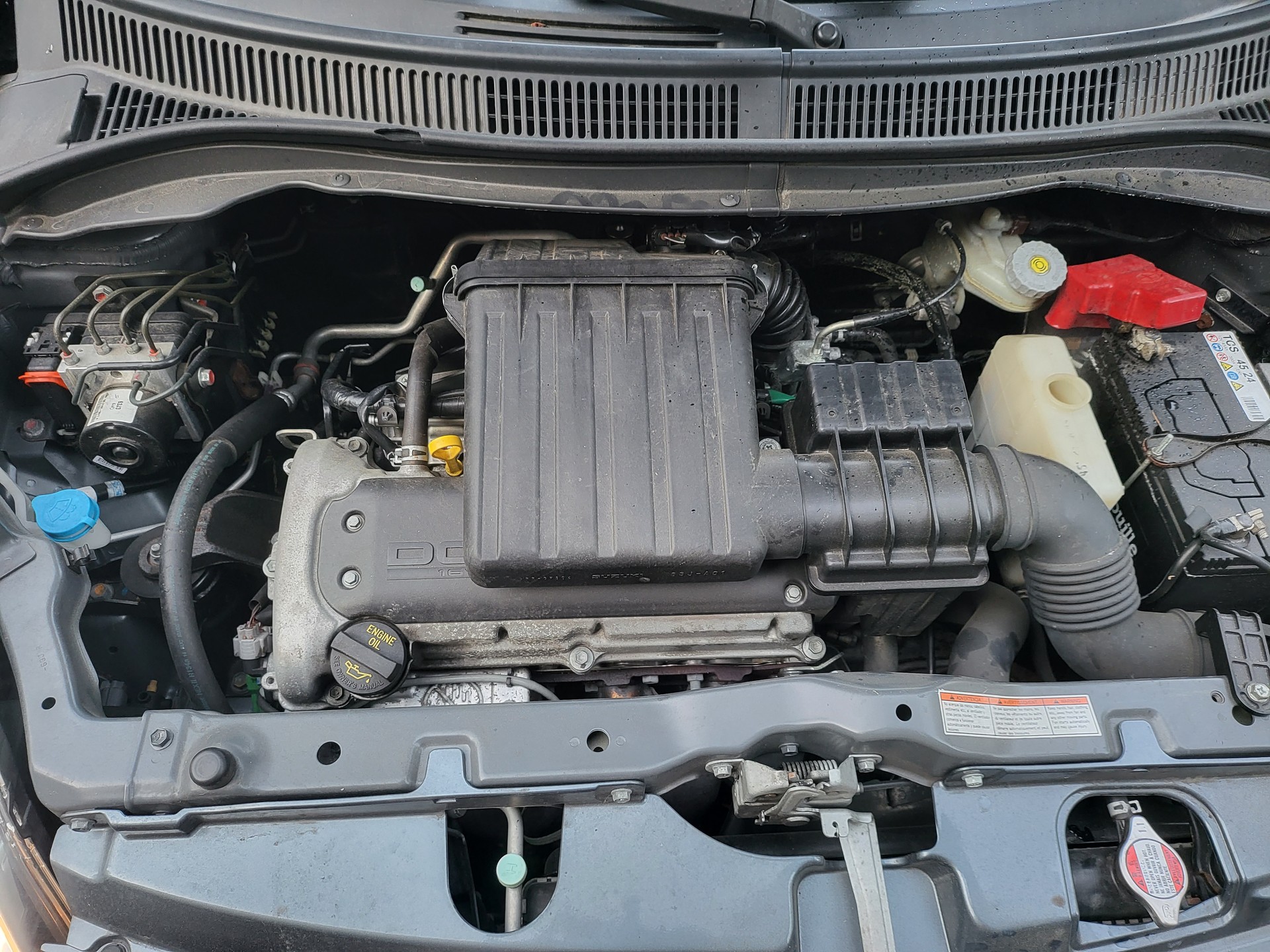 SUZUKI Swift 1.3i 16V GL Top 4x4-image-7