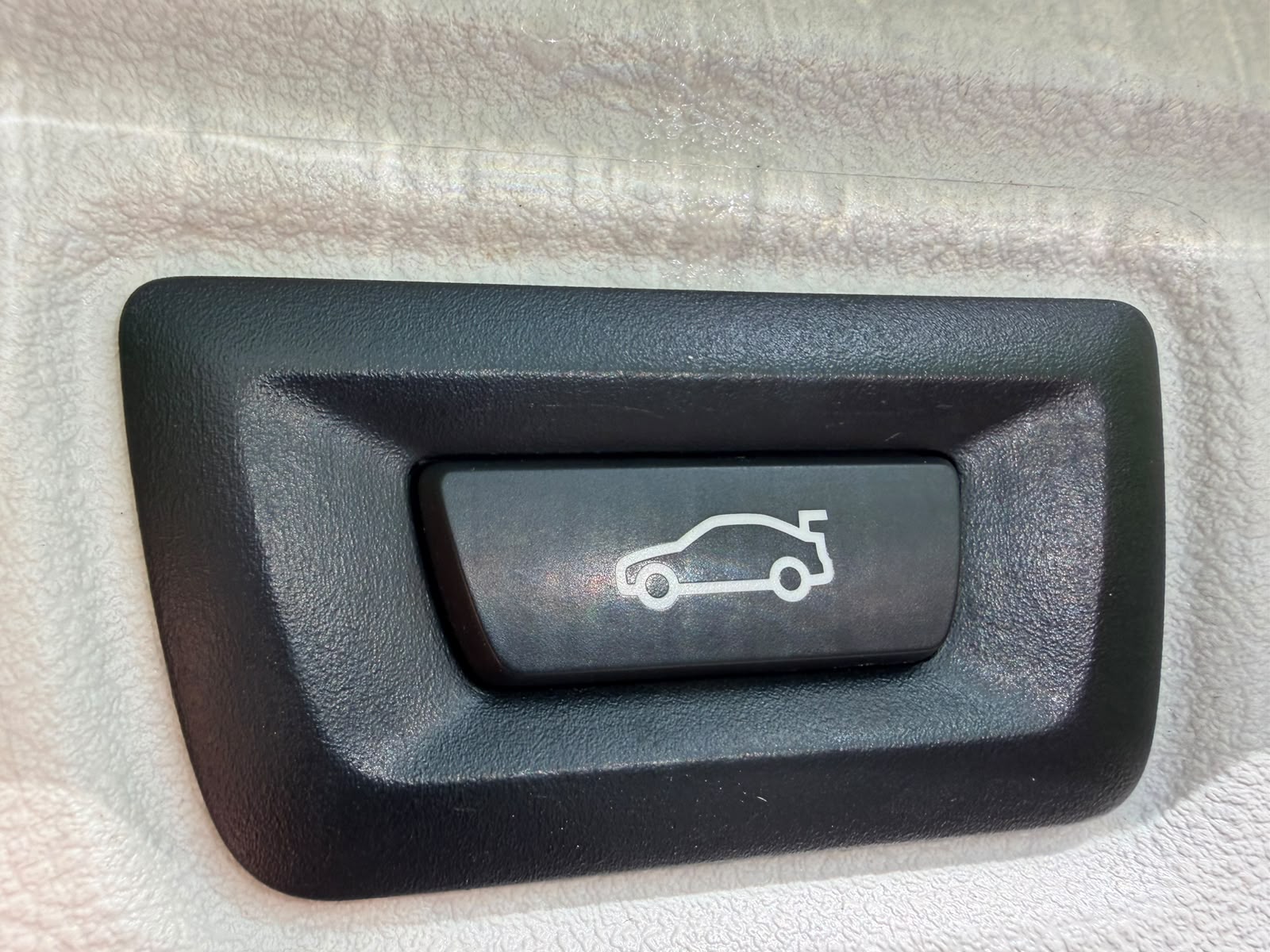 BMW 320d xDrive 48V Touring Steptronic-image-14