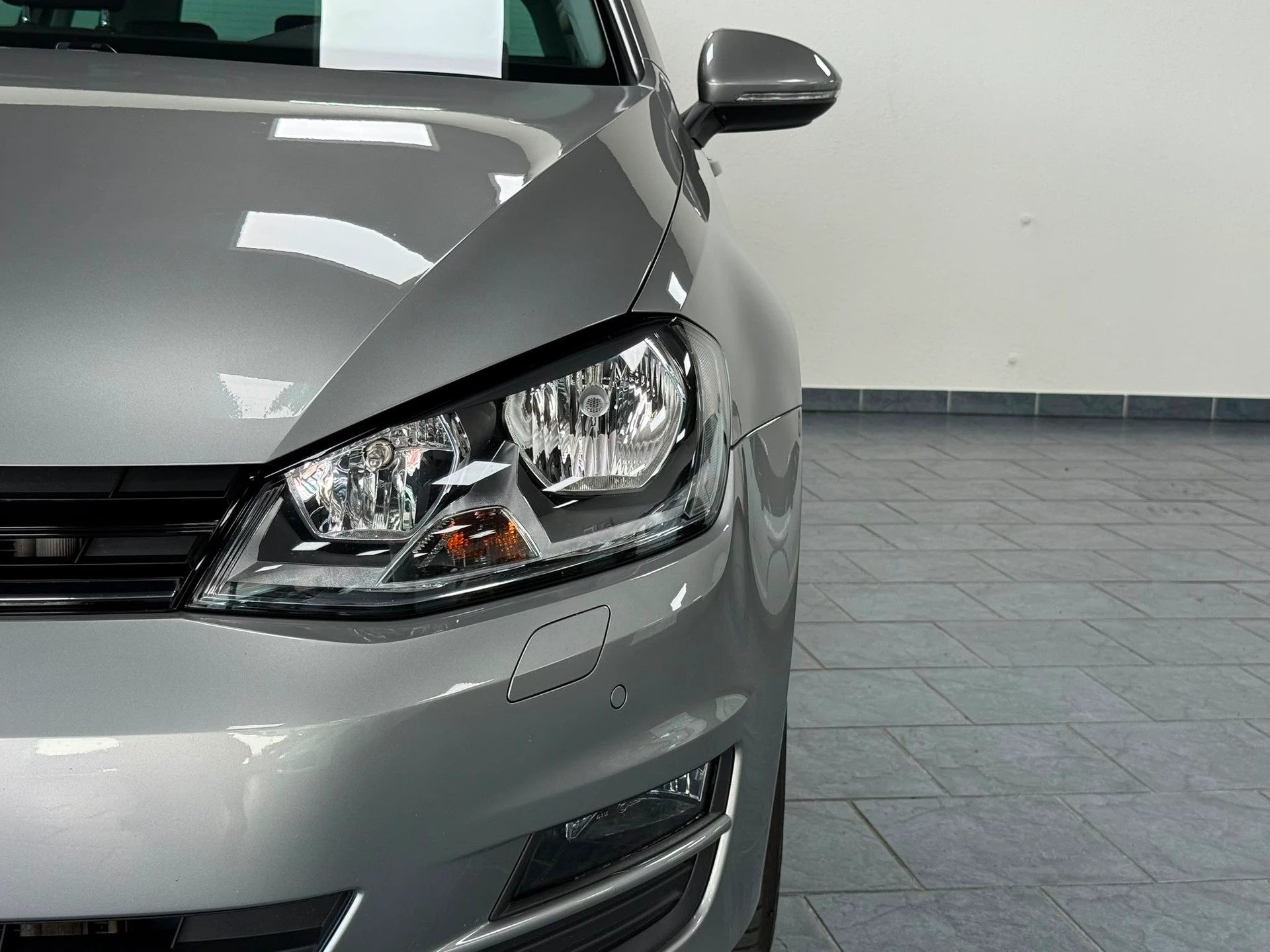 VW Golf Variant 1.6 TDI Comfortline DSG-image-8