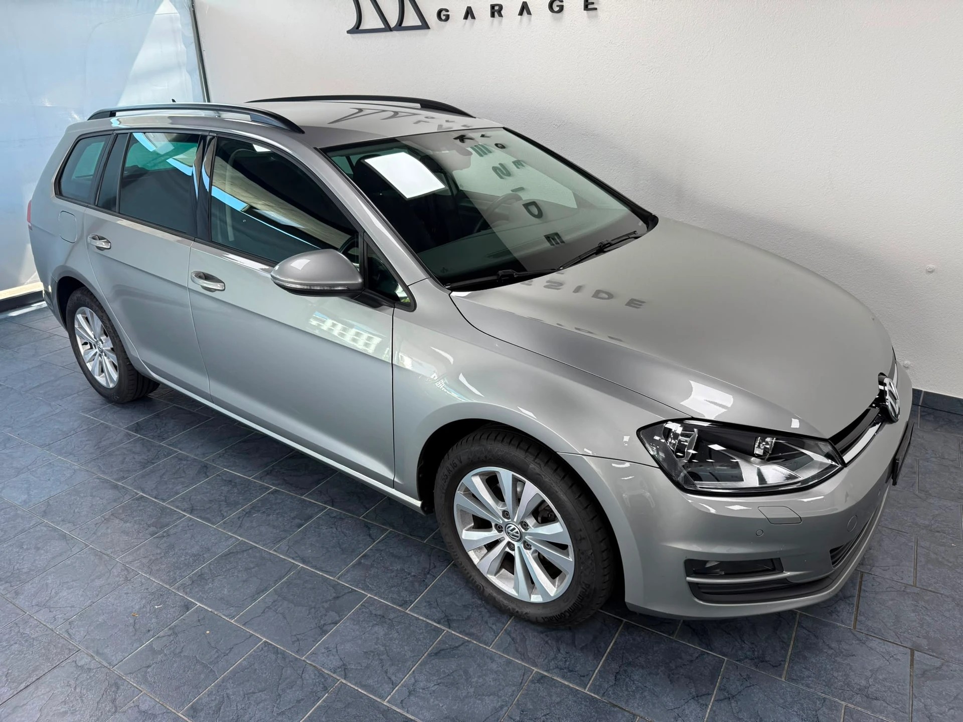VW Golf Variant 1.6 TDI Comfortline DSG-image-2