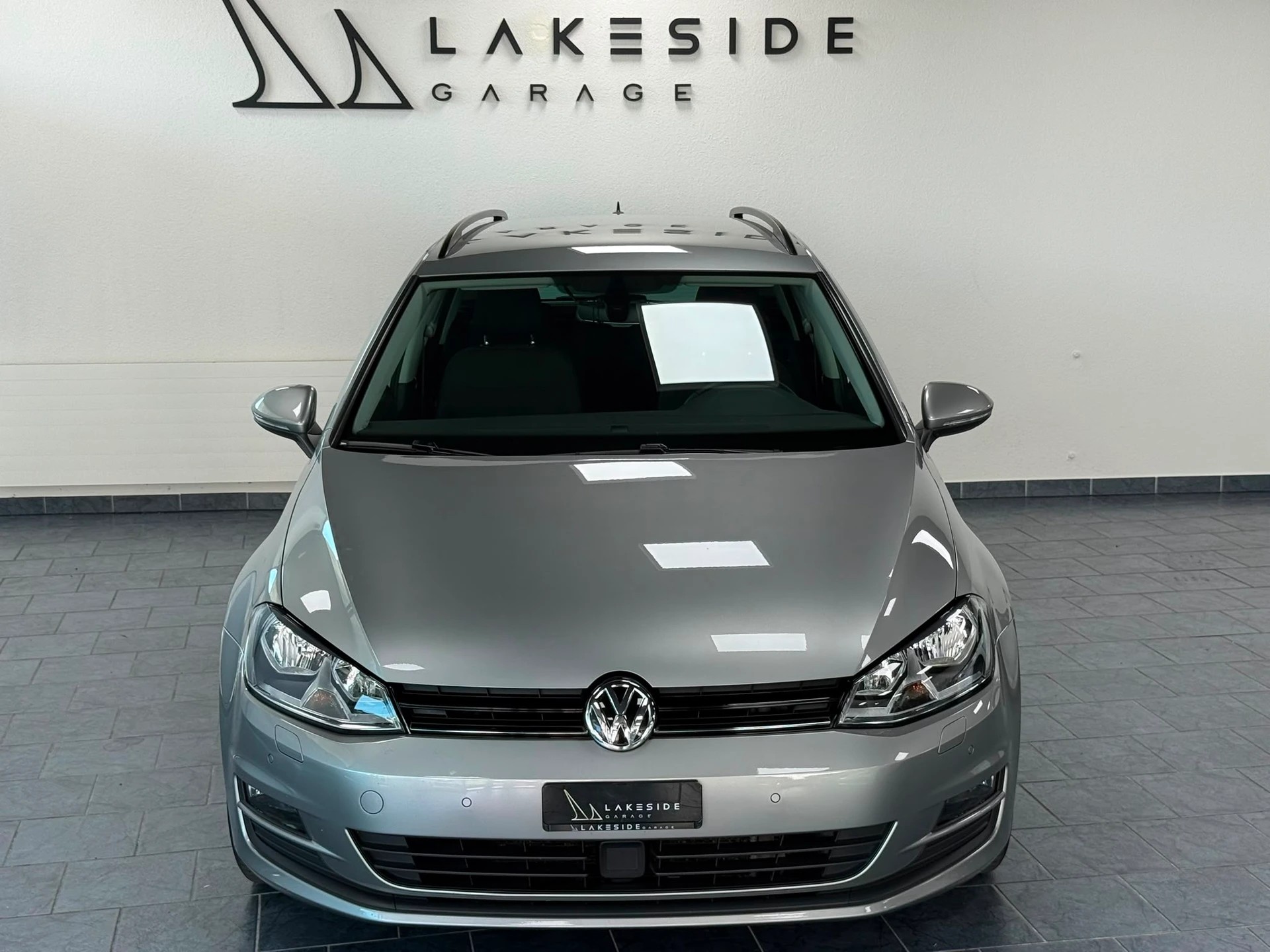 VW Golf Variant 1.6 TDI Comfortline DSG-image-1