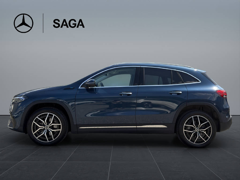MERCEDES-BENZ EQA 300 Swiss Star AMG Line 4matic-image-6