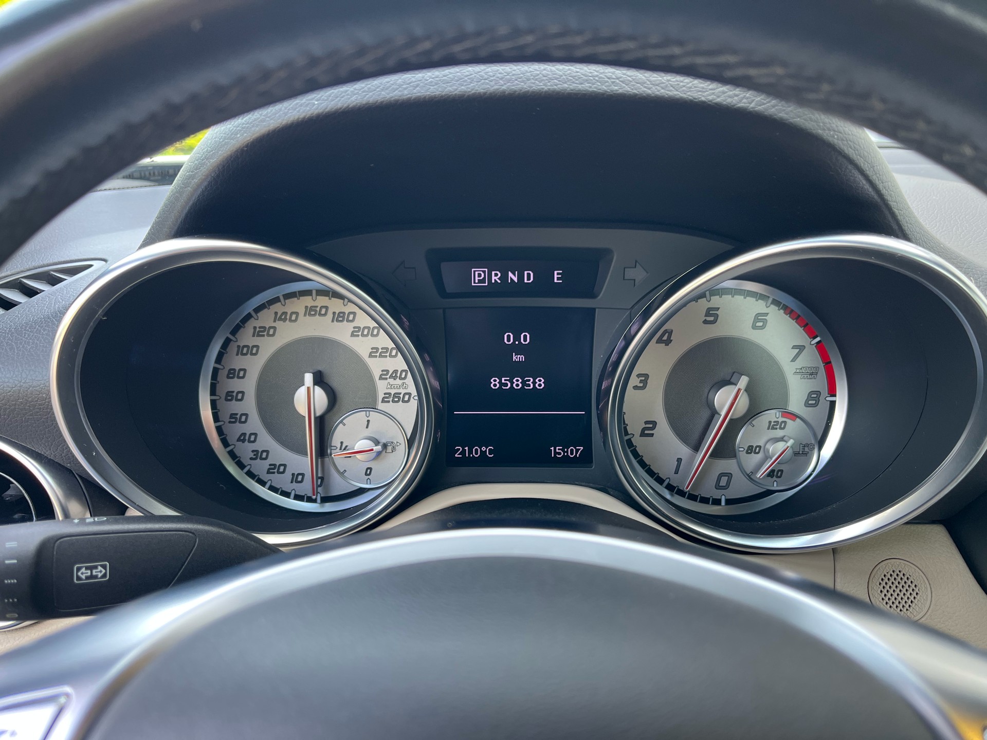 MERCEDES-BENZ SLK 200-image-5