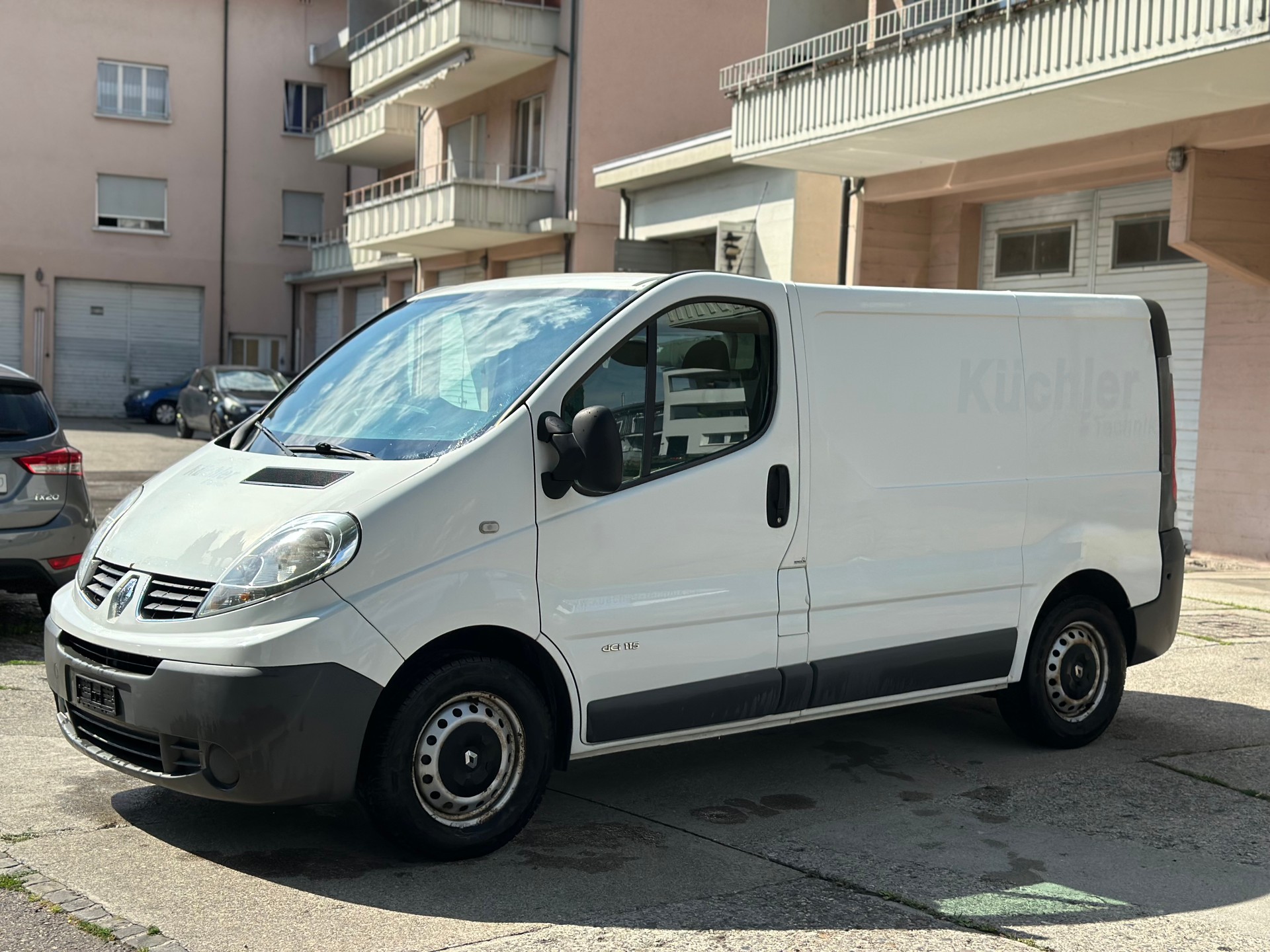 RENAULT Trafic 2.0 dCi 115 2.9t L1H1-image-6