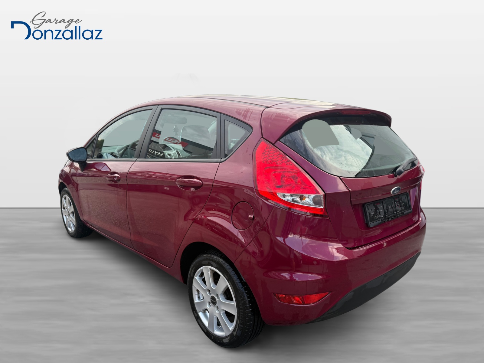 FORD Fiesta 1.4 16V Trend Automatic(M)-image-5