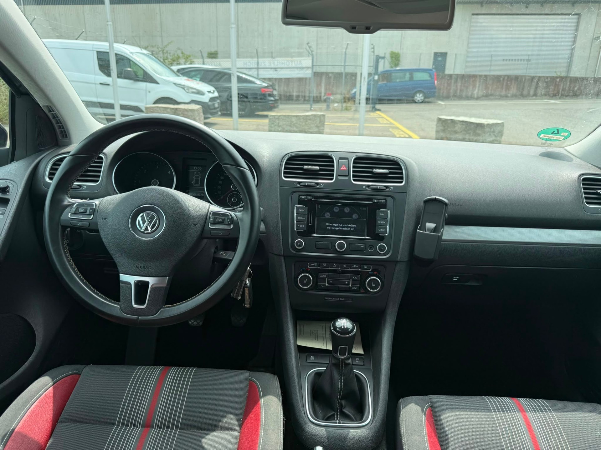 VW CrossGolf 1.6 TDI-image-5