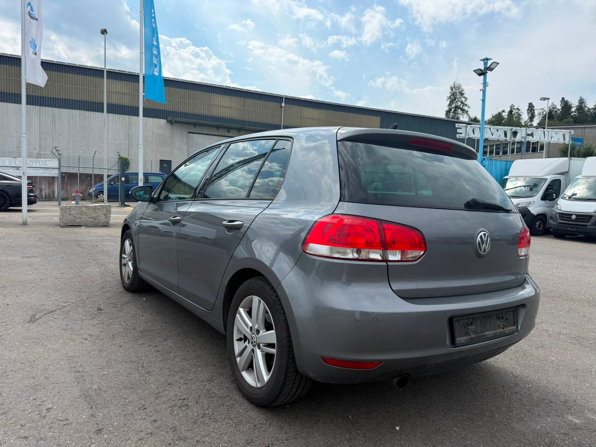 VW CrossGolf 1.6 TDI-image-2