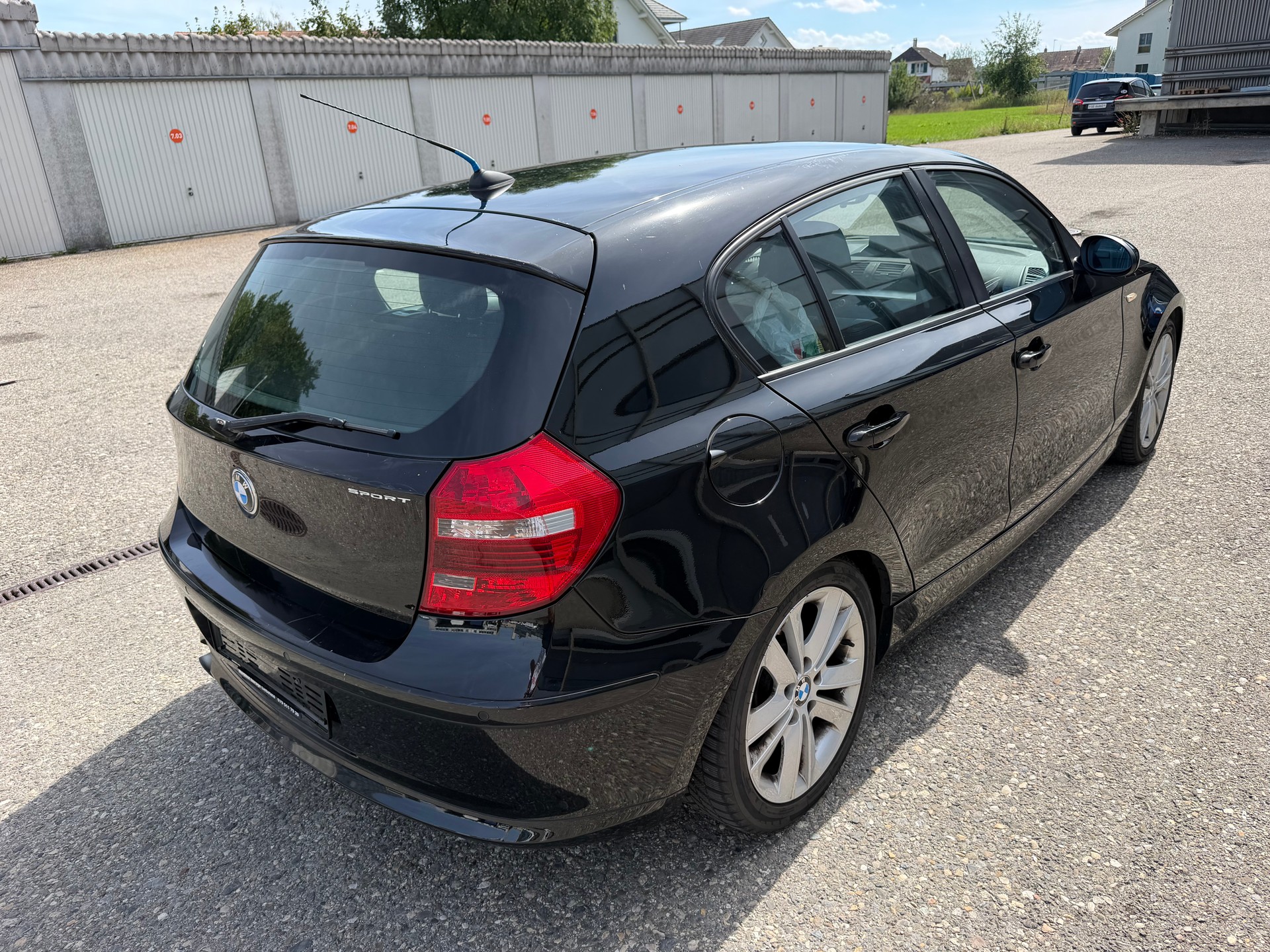 BMW 116i Access-image-2