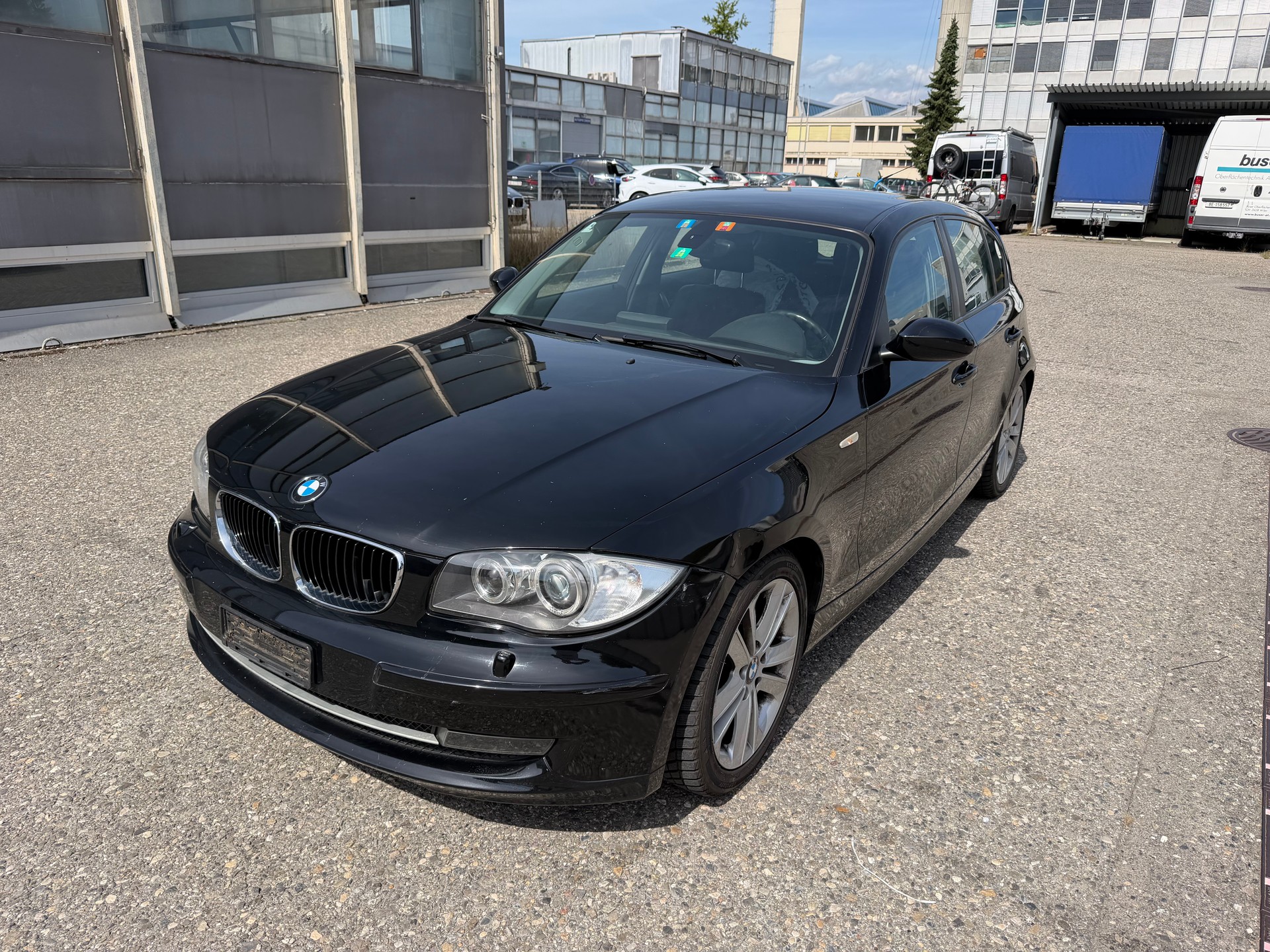 BMW 116i Access-image-1