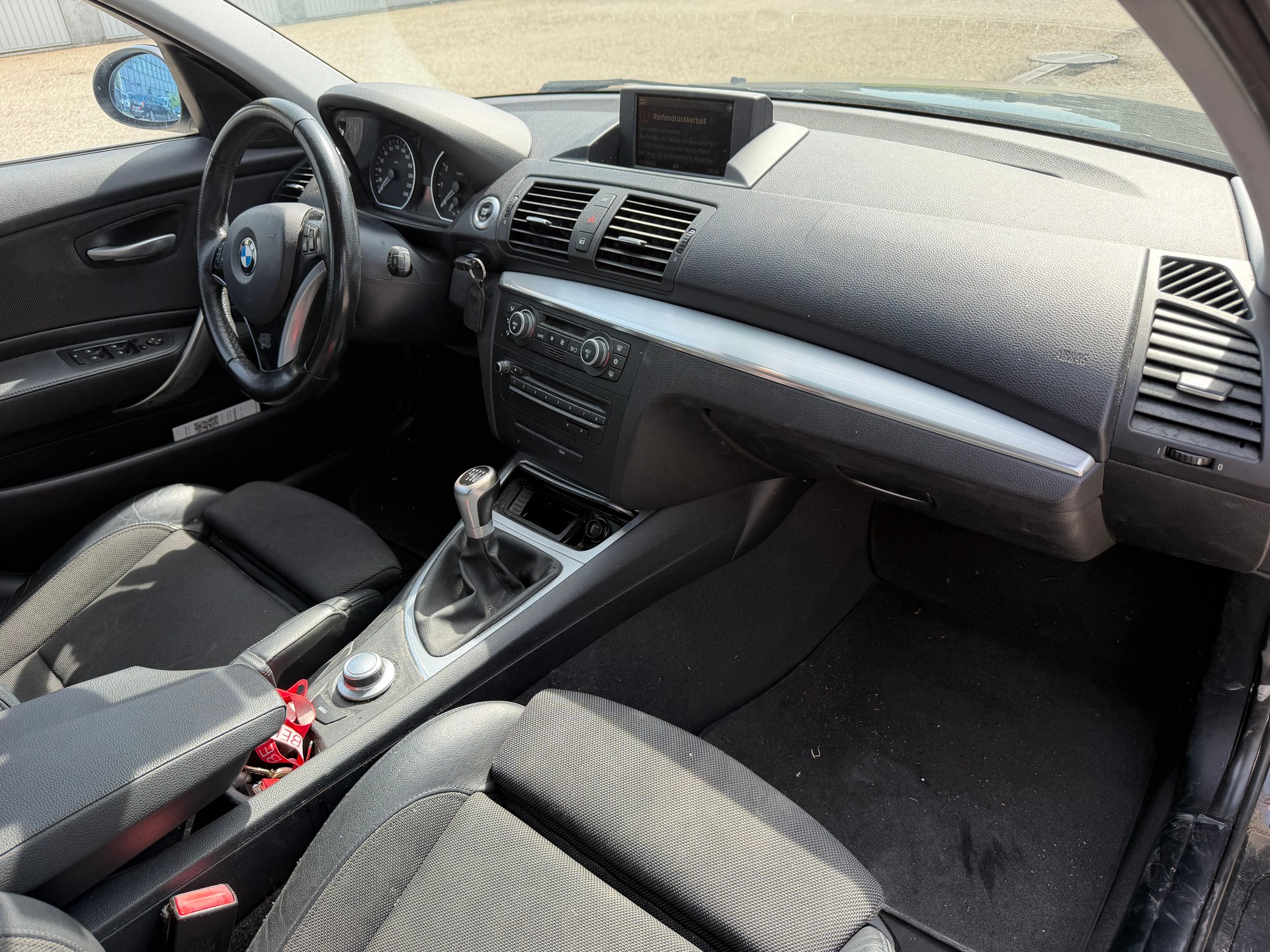 BMW 116i Access-image-8