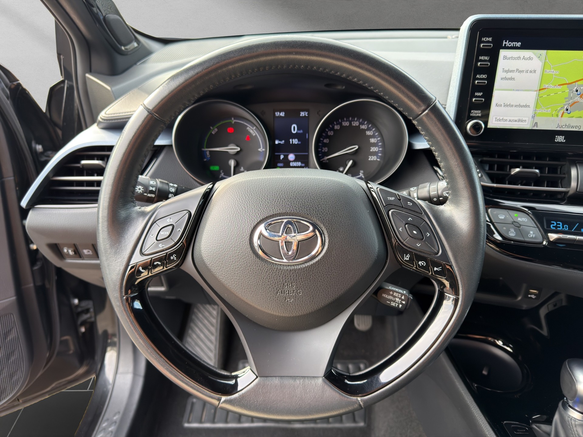 TOYOTA C-HR 1.8 VVTi HSD Trend-image-4