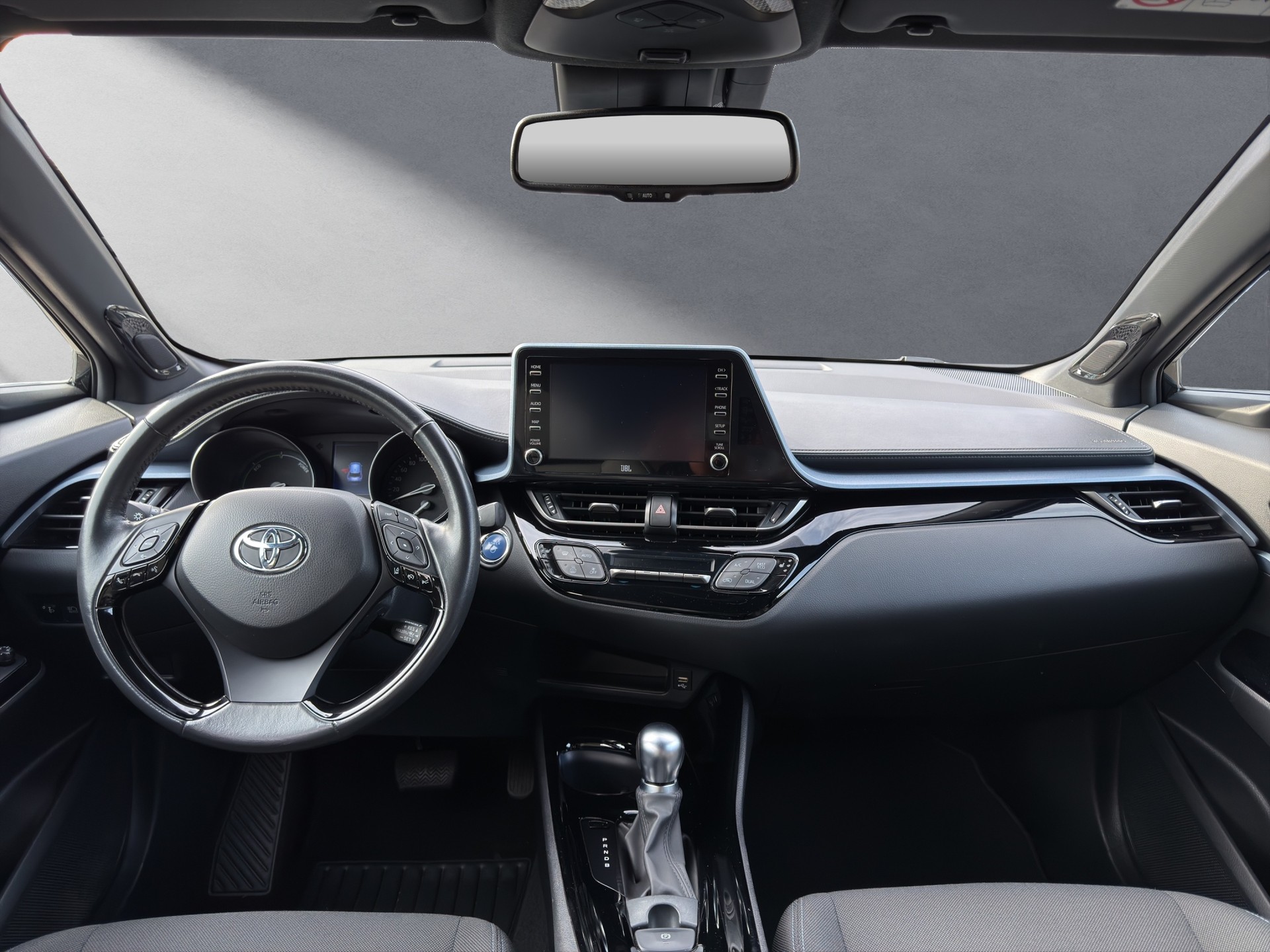 TOYOTA C-HR 1.8 VVTi HSD Trend-image-3