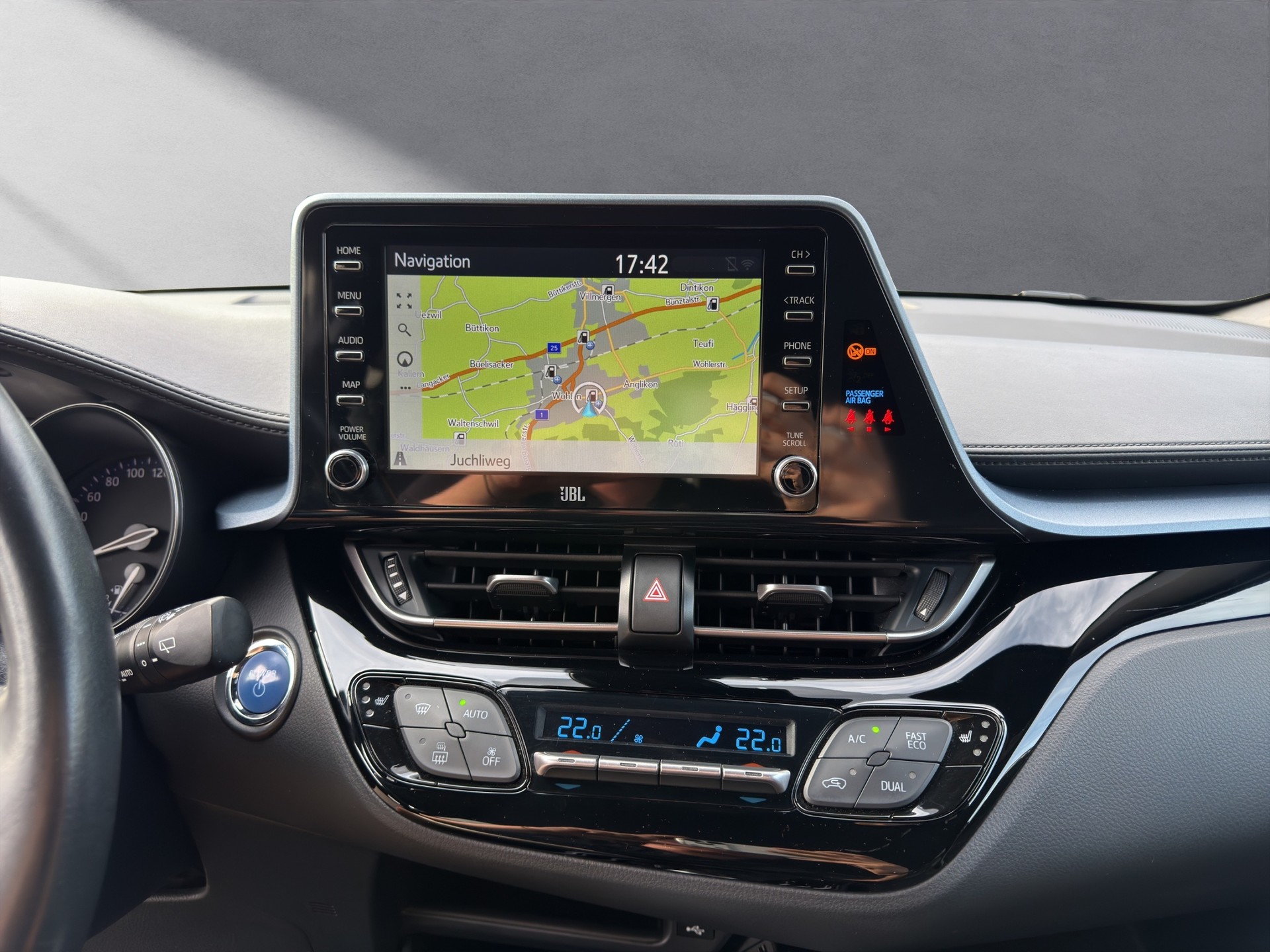 TOYOTA C-HR 1.8 VVTi HSD Trend-image-6