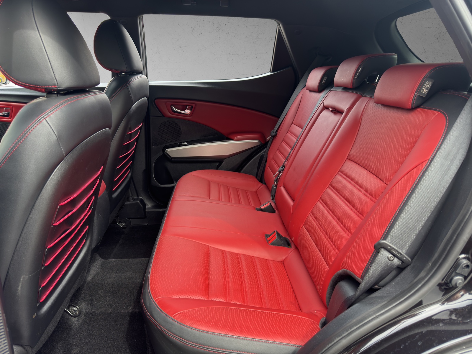 KGM-SsangYong Tivoli 1.6 eXDi Quartz 4WD-image-14