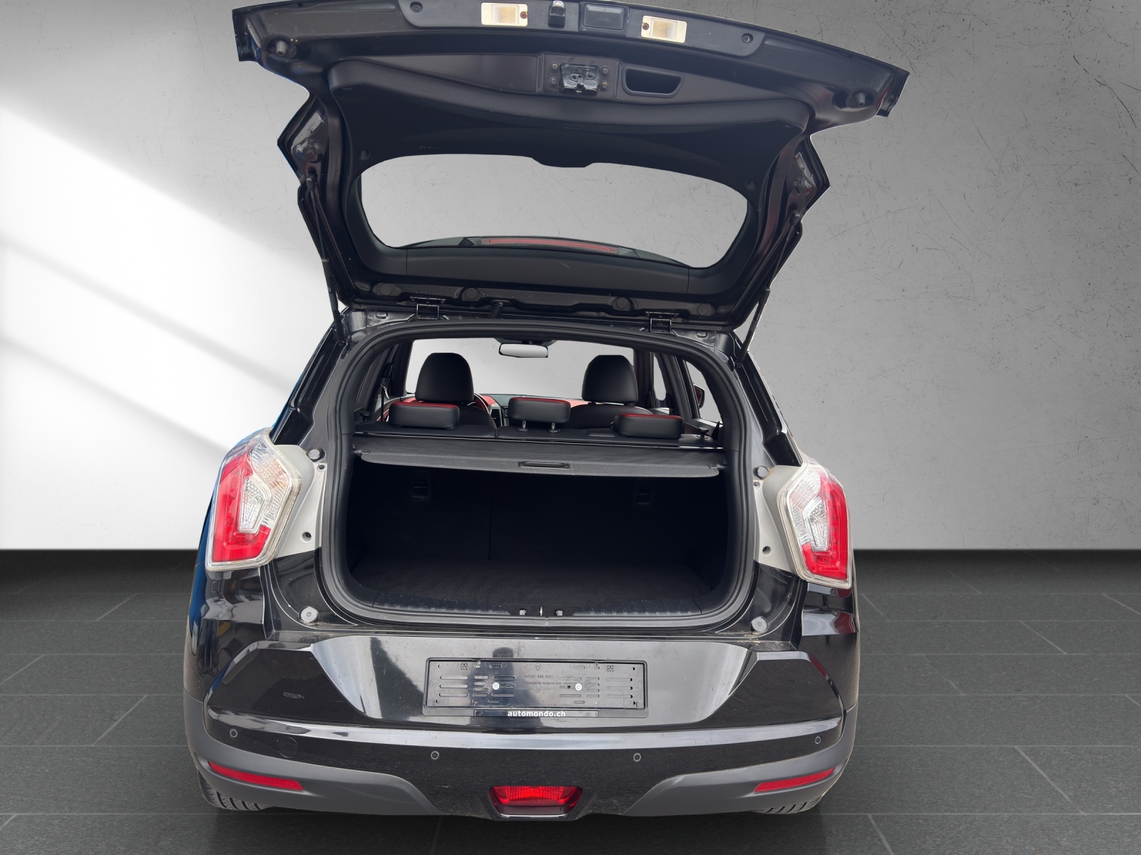 KGM-SsangYong Tivoli 1.6 eXDi Quartz 4WD-image-6