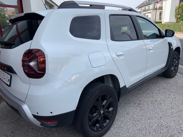 DACIA Duster TCe 150 Prestige EDC 4x2-image-3