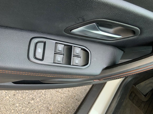 DACIA Duster TCe 150 Prestige EDC 4x2-image-10