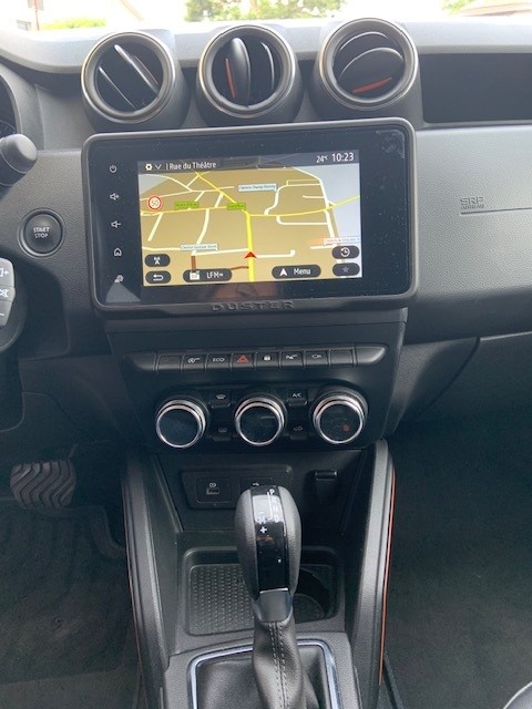 DACIA Duster TCe 150 Prestige EDC 4x2-image-11