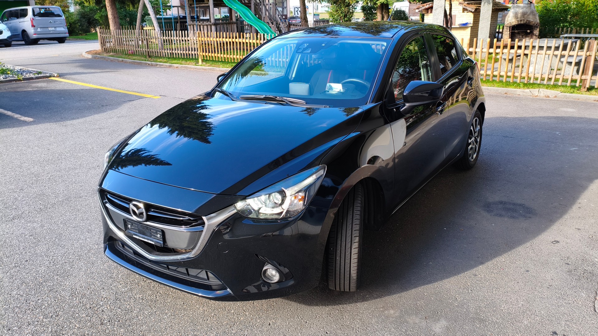 MAZDA 2 1.5i 16V Skyactiv-G Revolution-image-5