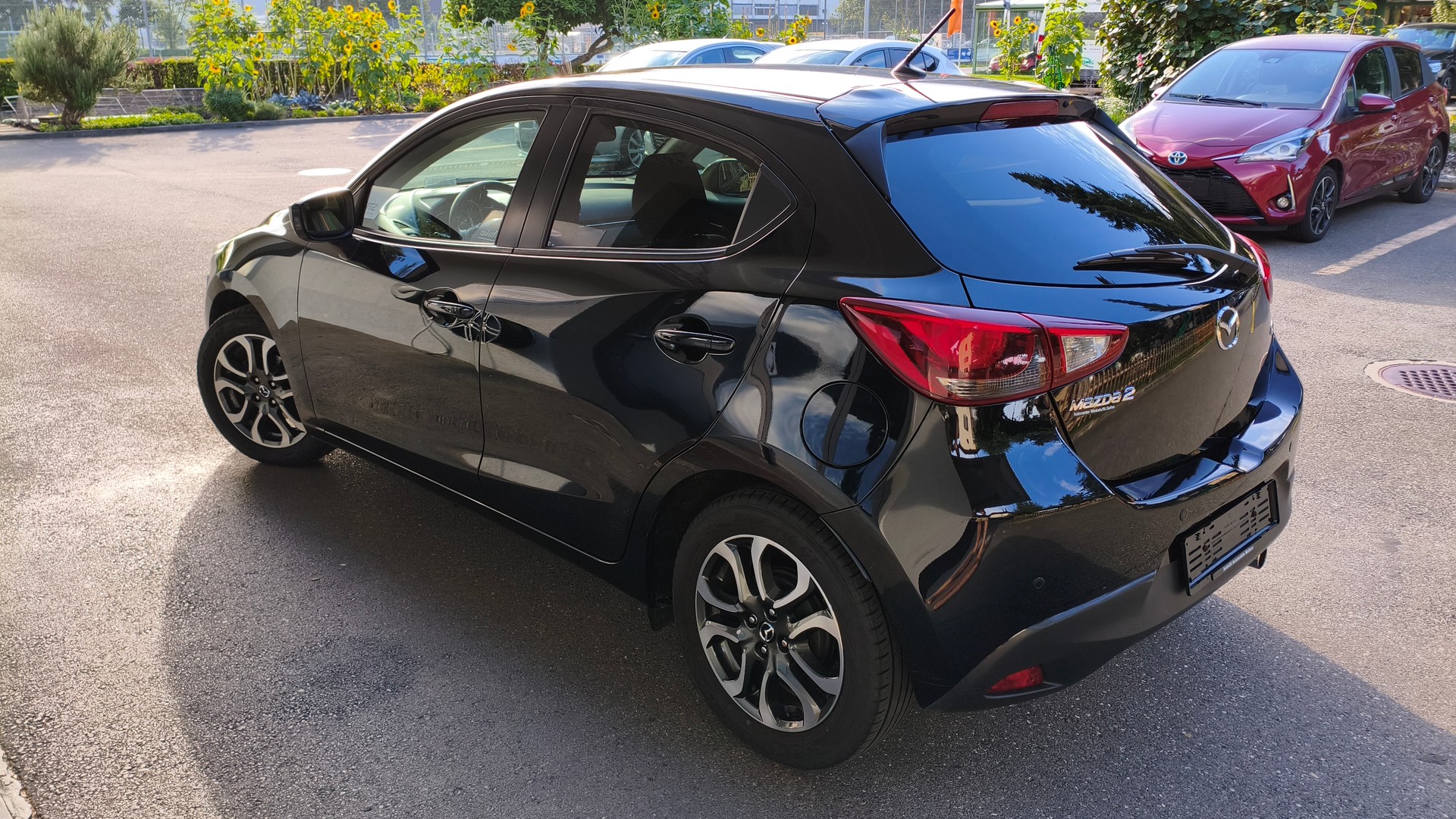 MAZDA 2 1.5i 16V Skyactiv-G Revolution-image-4