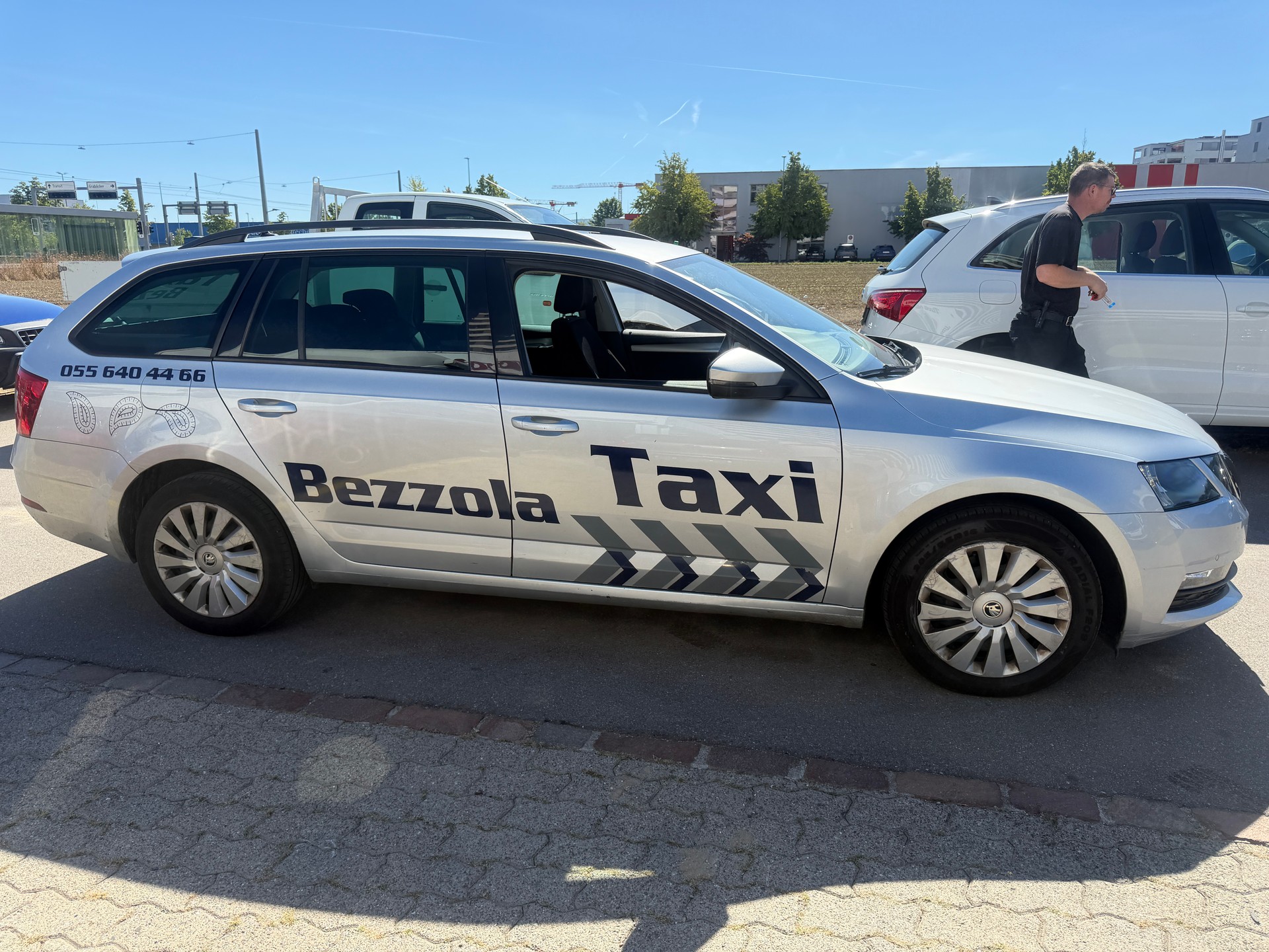 SKODA Octavia Combi 2.0 TDI Soleil 4x4 DSG-image-3