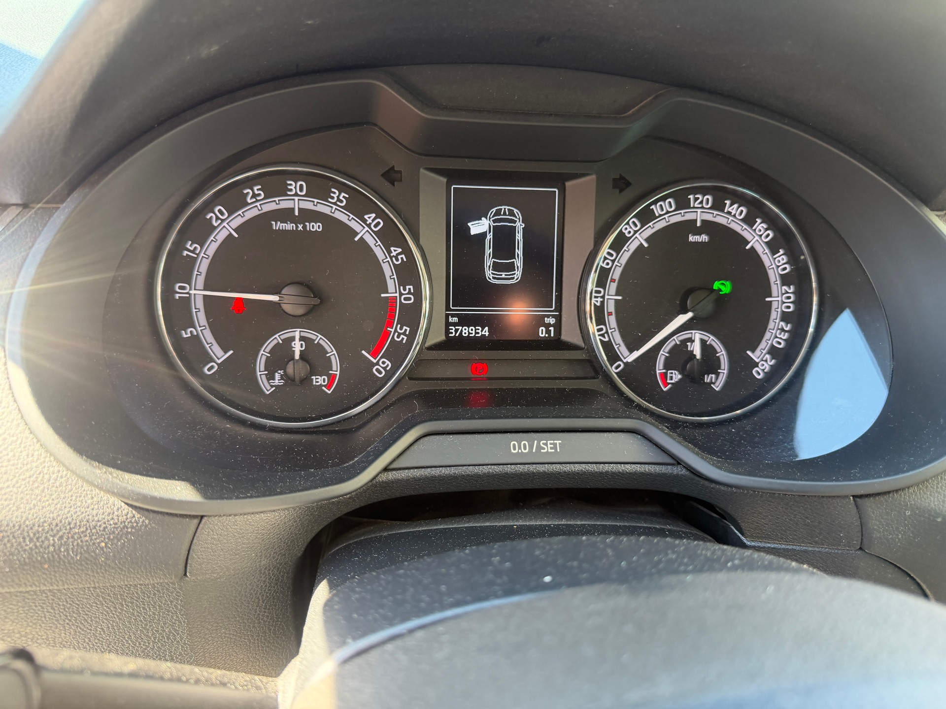 SKODA Octavia Combi 2.0 TDI Soleil 4x4 DSG-image-11