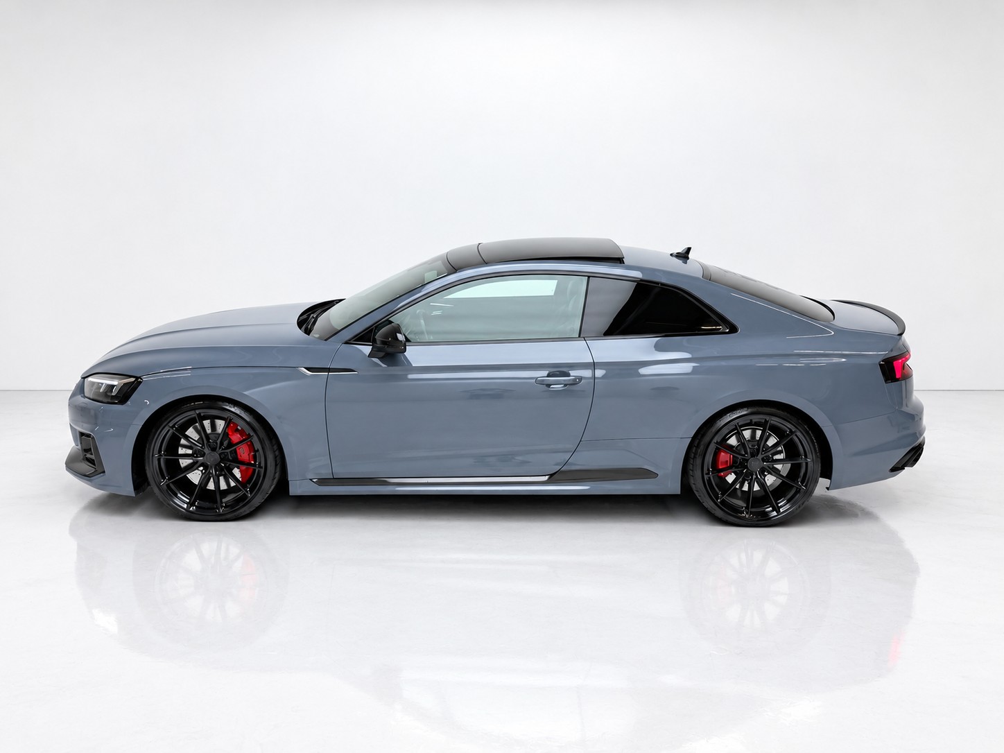 AUDI RS5 Coupé 2.9 TFSI quattro tiptronic-image-2