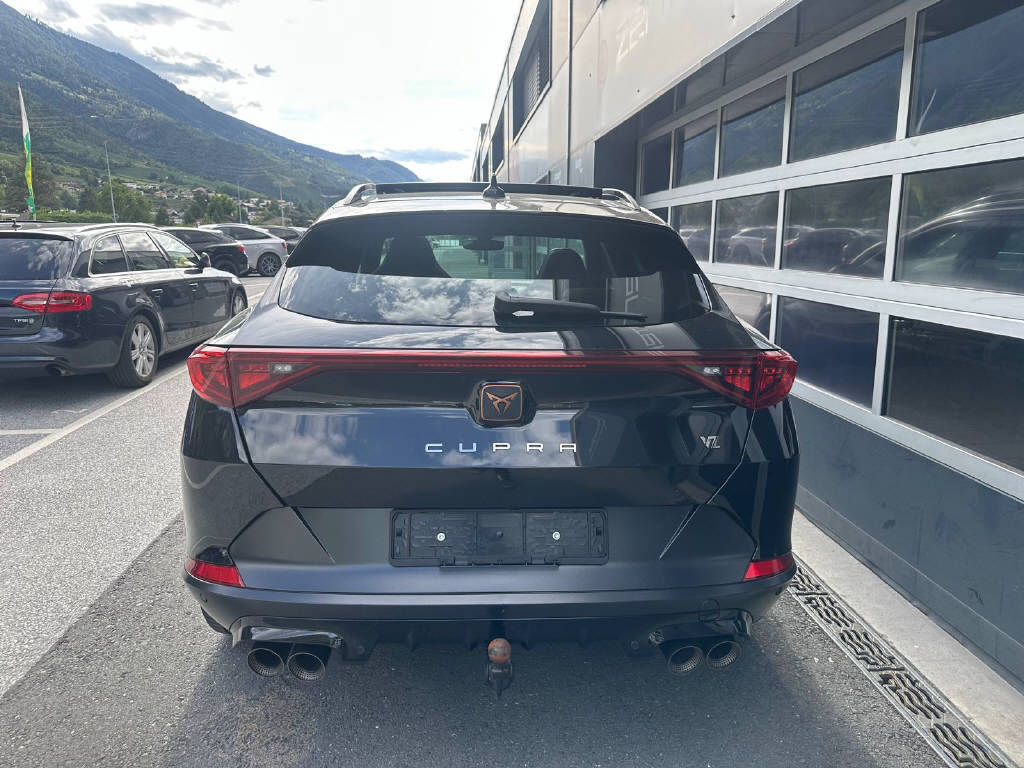 CUPRA Formentor 2.0 TSI VZ Tribe 4Drive DSG (CH) AKRAPOVIC-image-3
