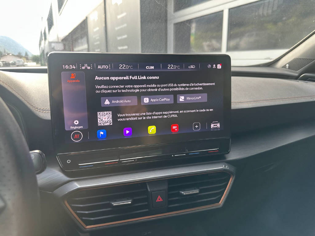 CUPRA Formentor 2.0 TSI VZ Tribe 4Drive DSG (CH) AKRAPOVIC-image-8