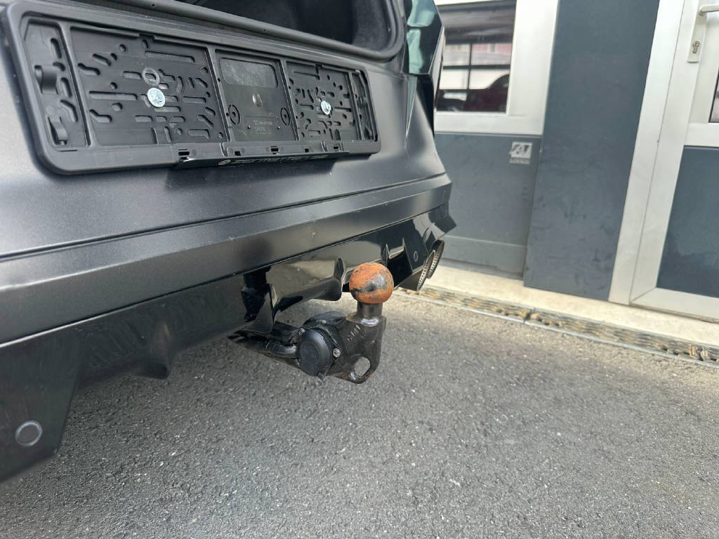 CUPRA Formentor 2.0 TSI VZ Tribe 4Drive DSG (CH) AKRAPOVIC-image-12