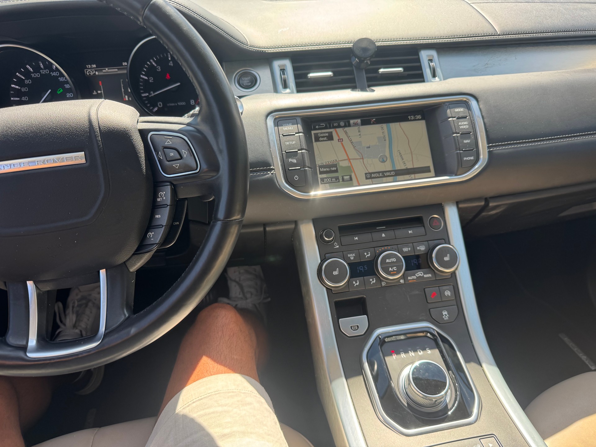 LAND ROVER Range Rover Evoque 2.0 Si4 Prestige AT9-image-23