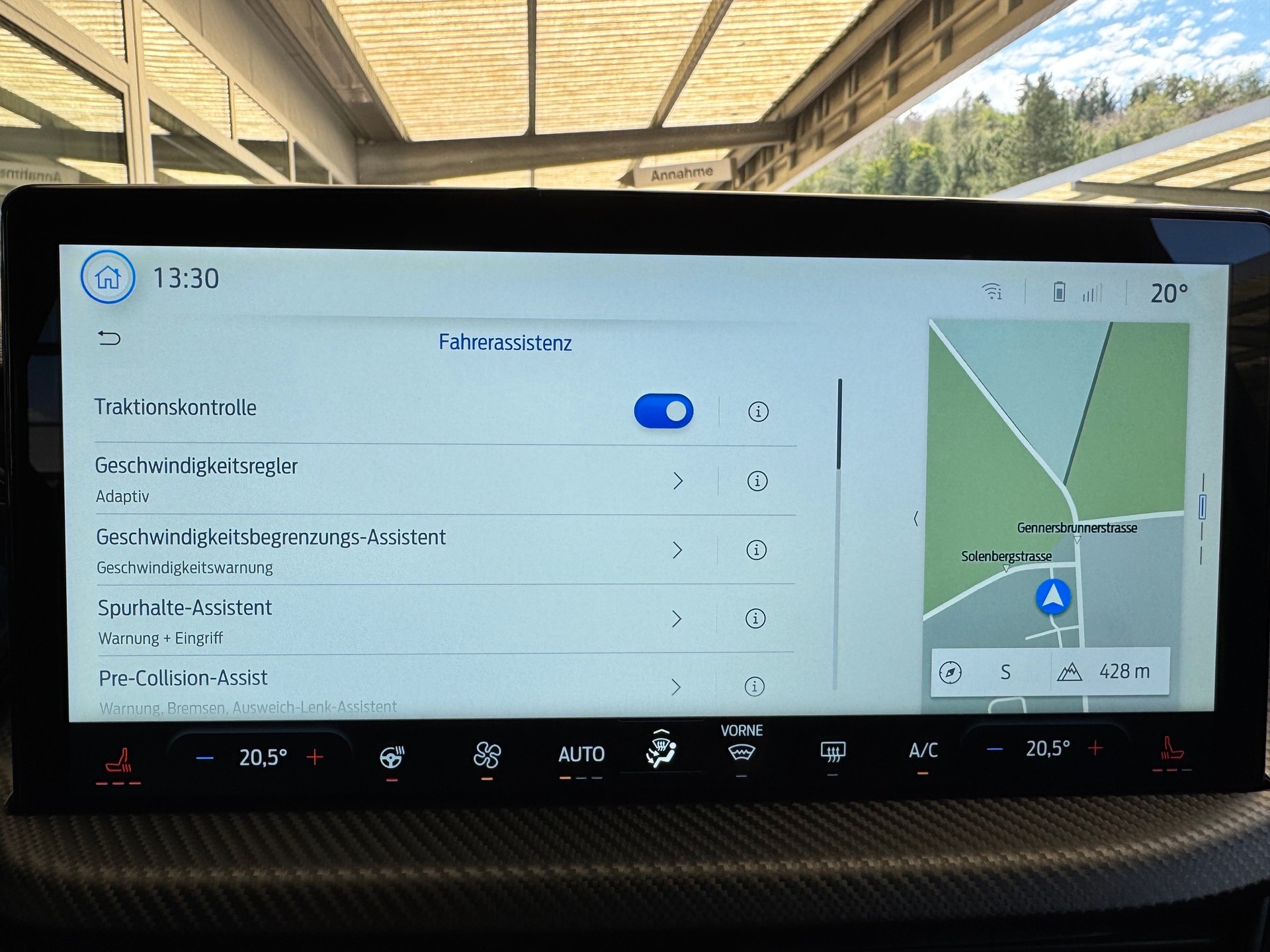 FORD Kuga 2.5 PHEV ST-Line X FWD+LED Scheinwerfer+Navigation+Rückfahrkamera+Sitz-/Lenkradheizung+ACC+Fahrassistenz+Panorama-Glasdach+-image-28