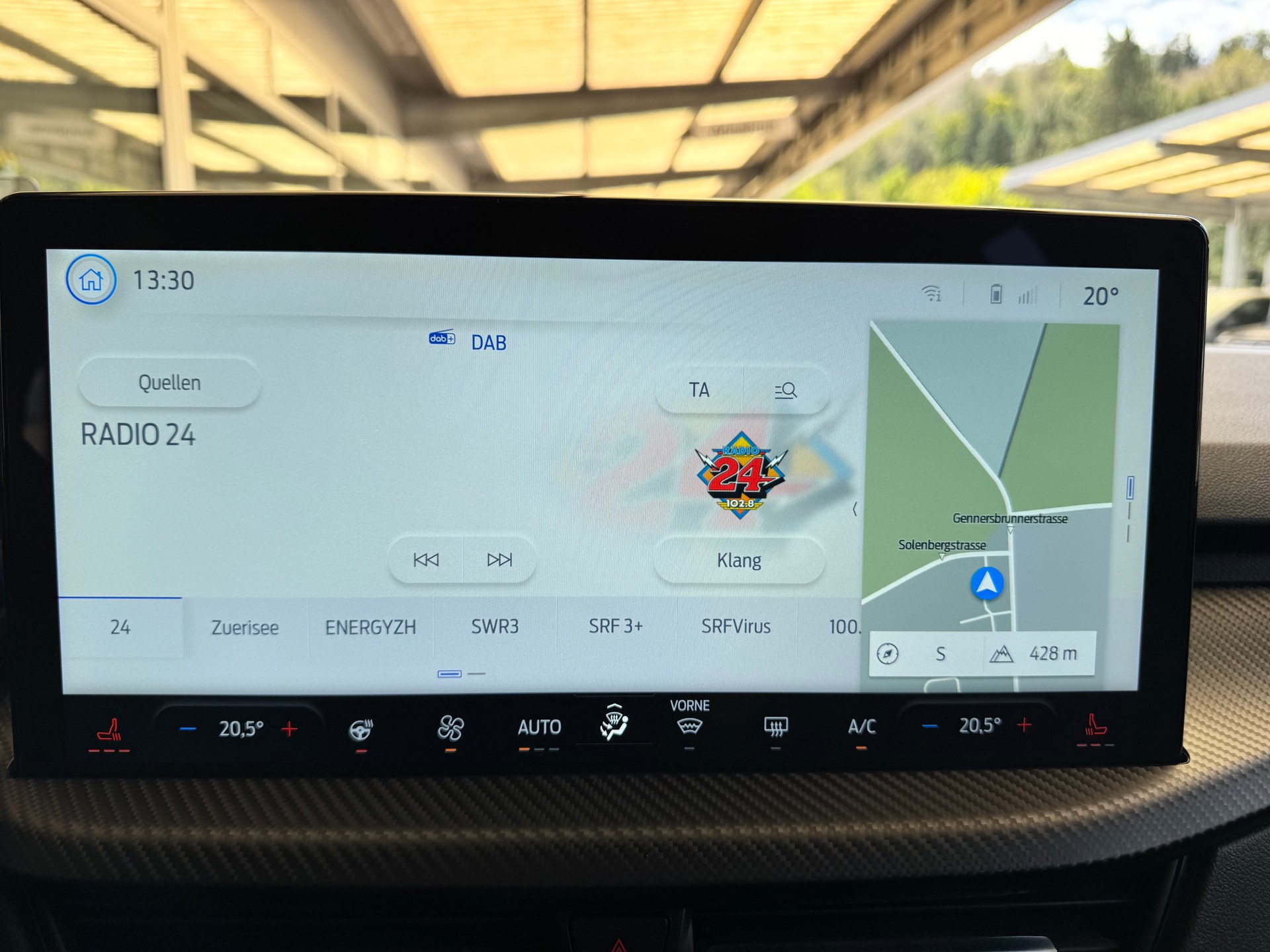 FORD Kuga 2.5 PHEV ST-Line X FWD+LED Scheinwerfer+Navigation+Rückfahrkamera+Sitz-/Lenkradheizung+ACC+Fahrassistenz+Panorama-Glasdach+-image-27