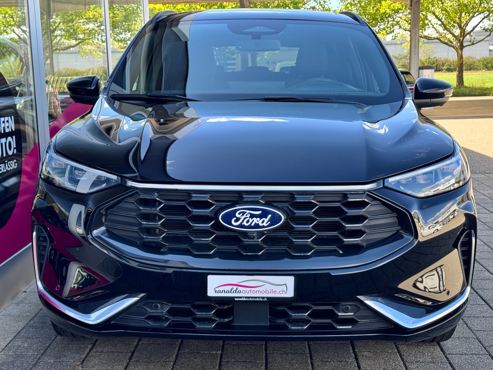 FORD Kuga 2.5 PHEV ST-Line X FWD+LED Scheinwerfer+Navigation+Rückfahrkamera+Sitz-/Lenkradheizung+ACC+Fahrassistenz+Panorama-Glasdach+-image-3