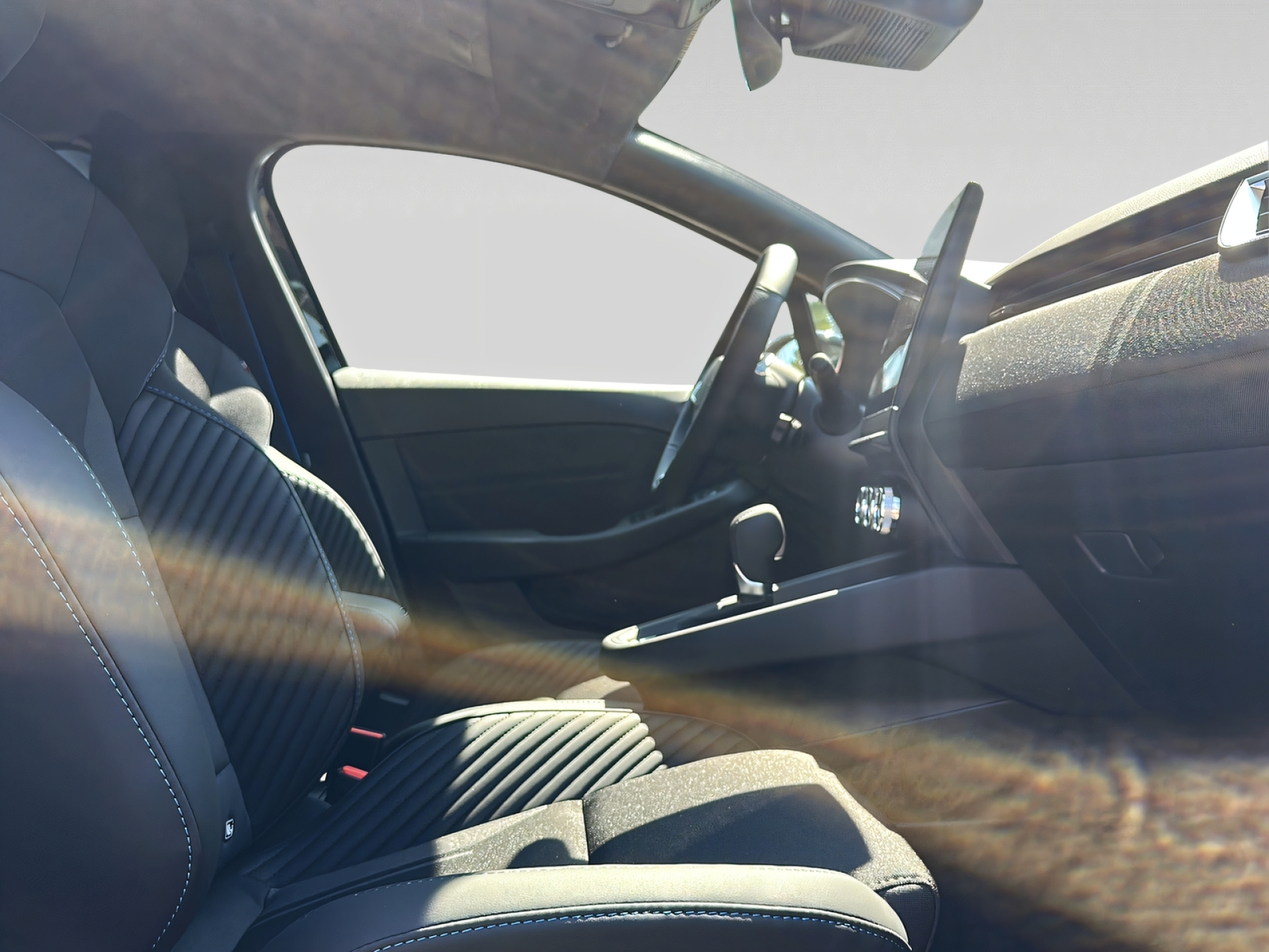 RENAULT Clio-image-6