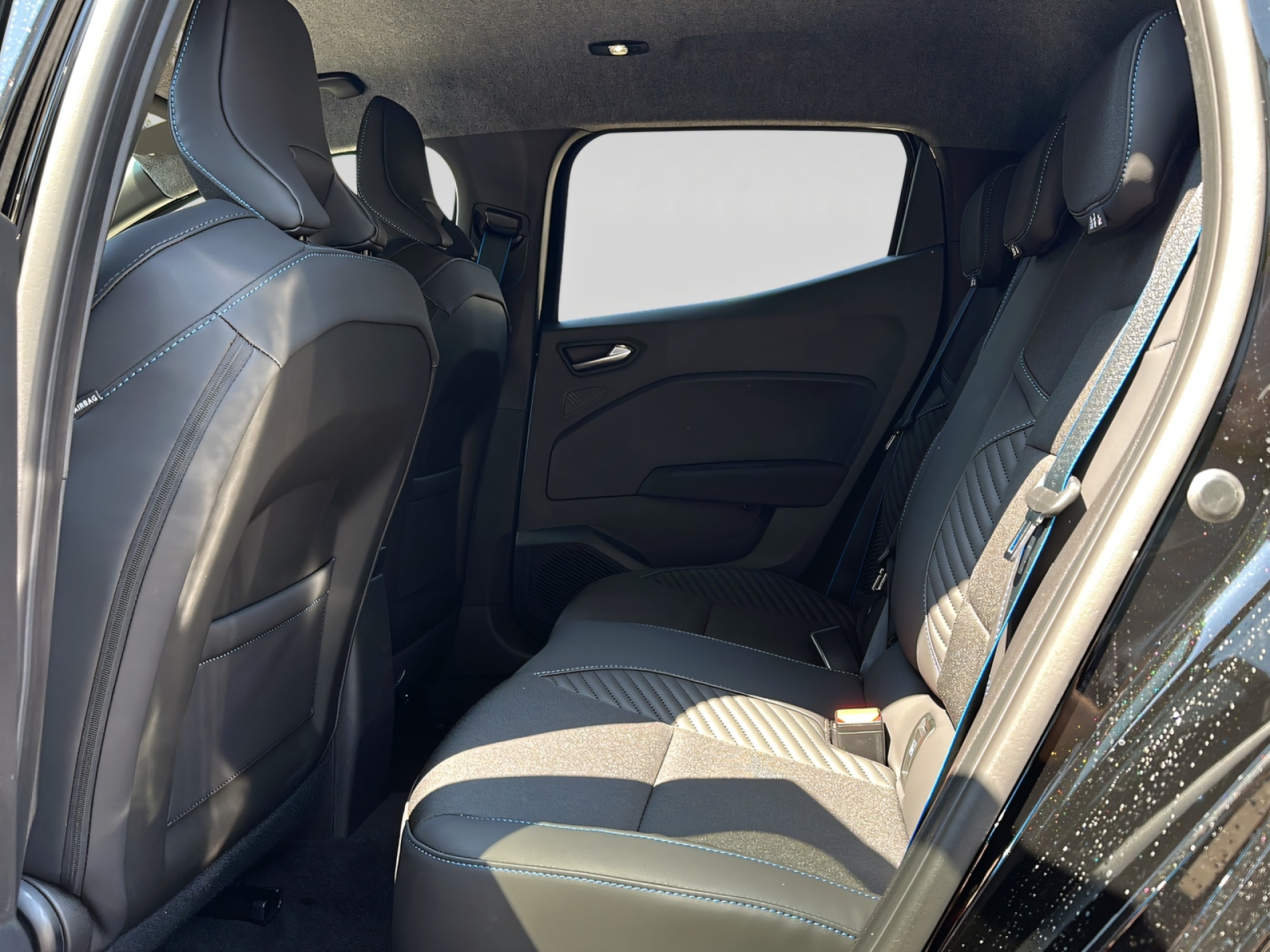 RENAULT Clio-image-5