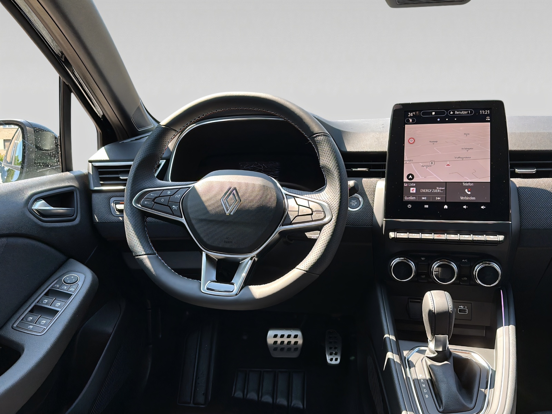 RENAULT Clio-image-3