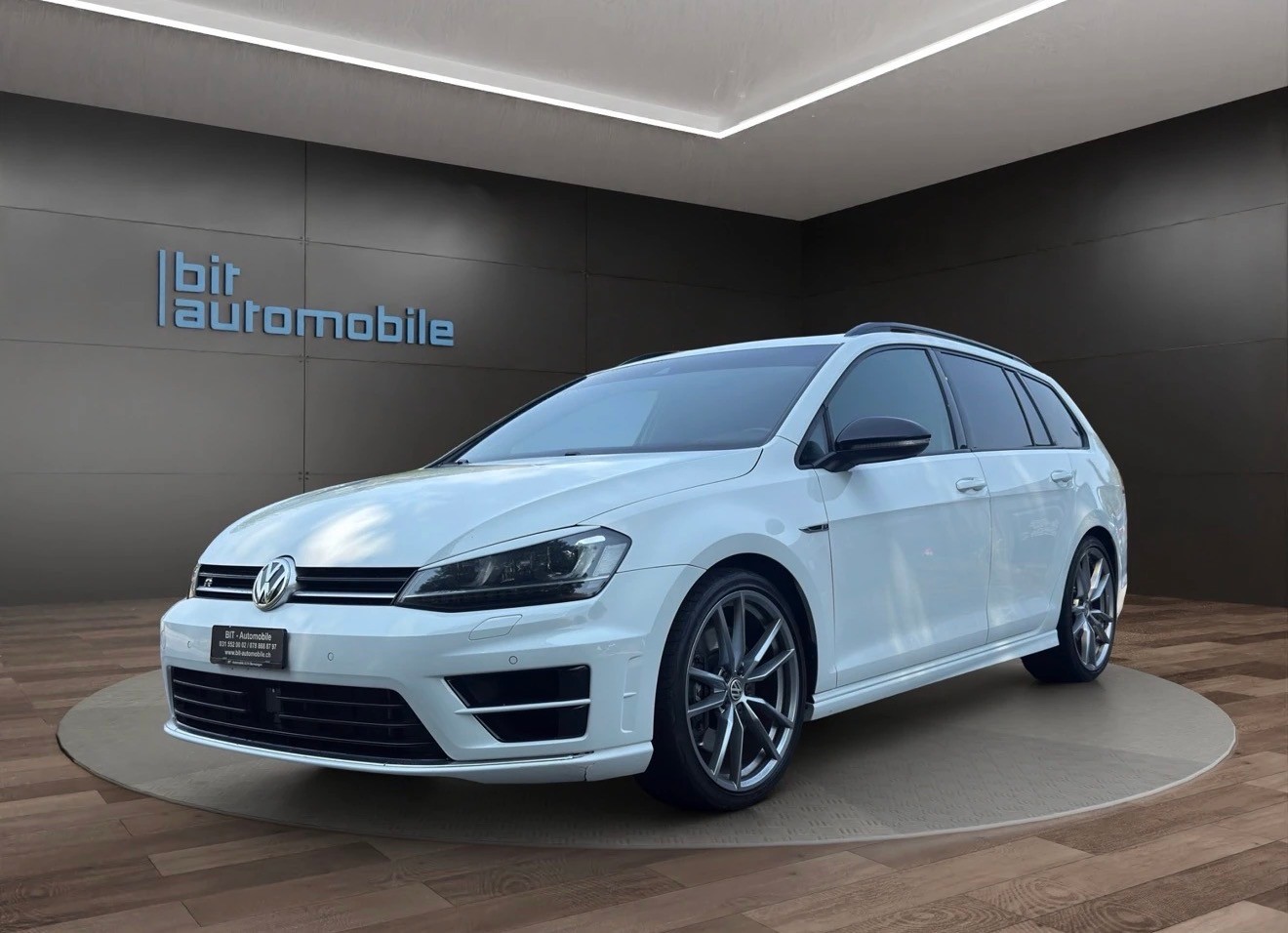 VW VW VW Variant 2.0 TSI R 4 Motion DSG-image-0
