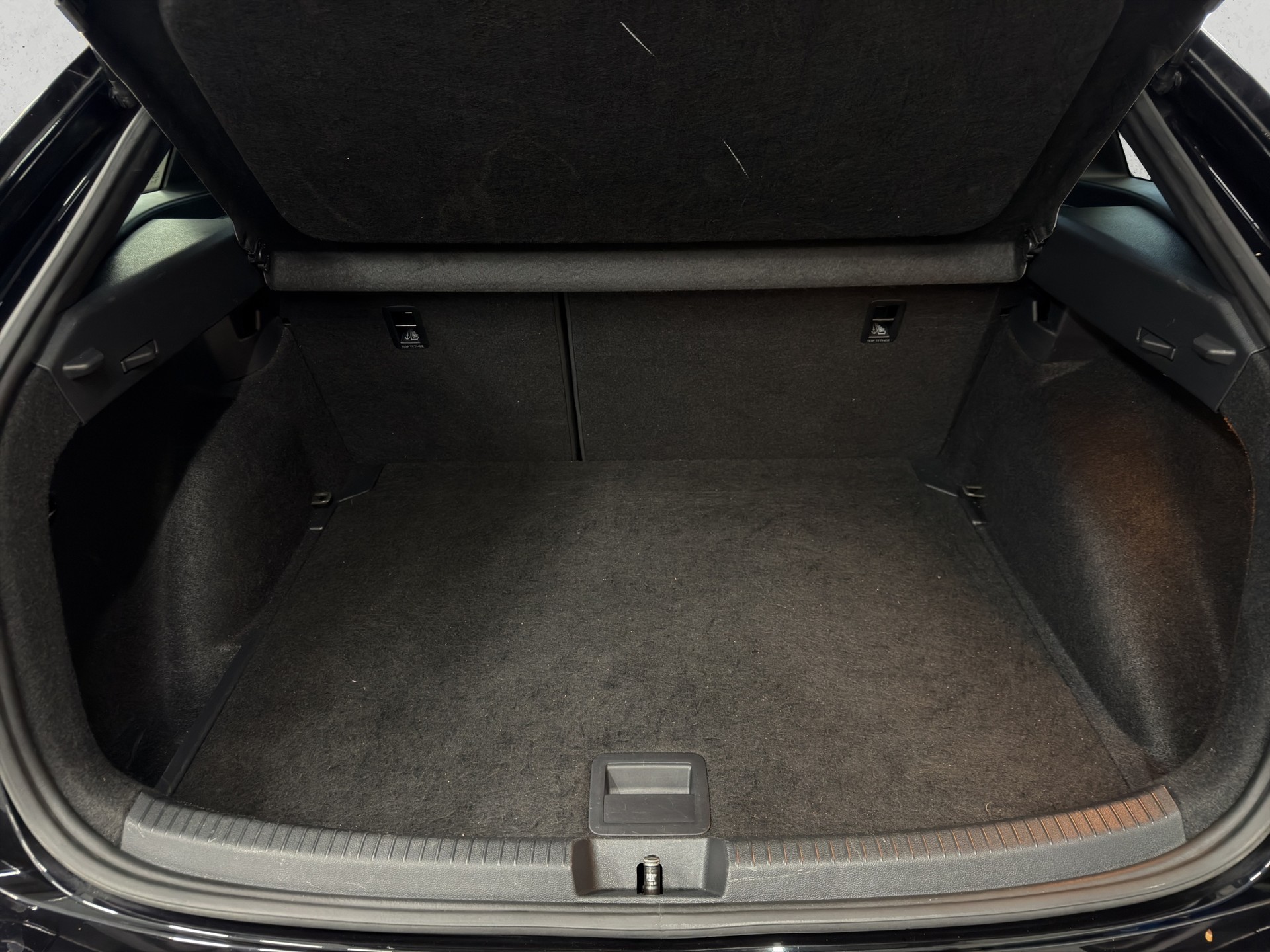 VW Taigo 1.5 TSI R-Line DSG-image-10