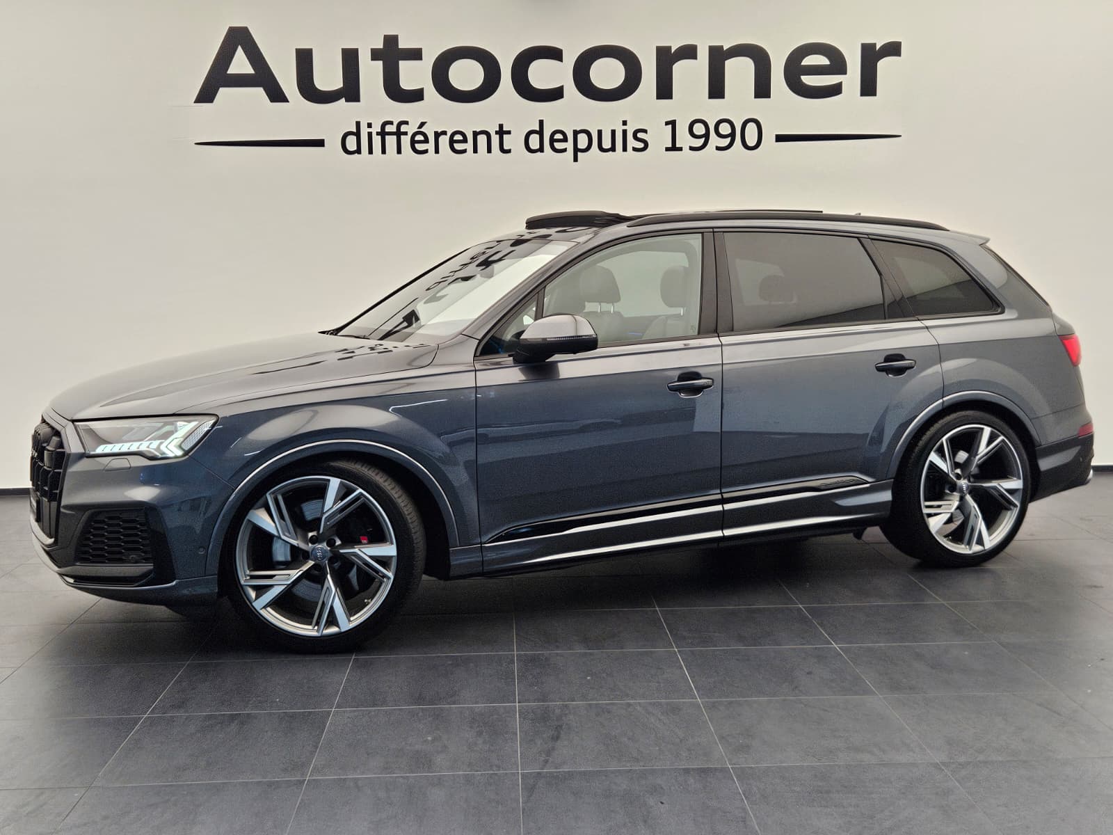 AUDI SQ7 TFSI quattro tiptronic
