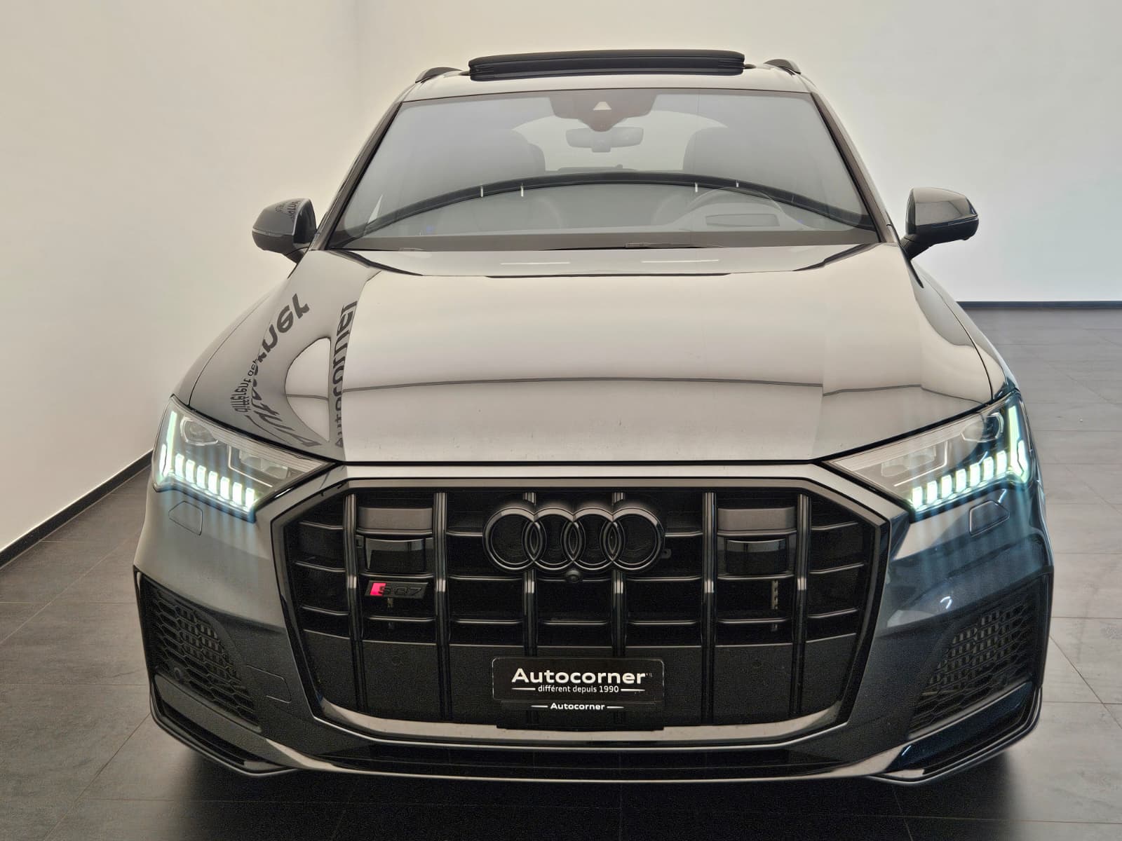 AUDI SQ7 TFSI quattro tiptronic-showroom-element-3