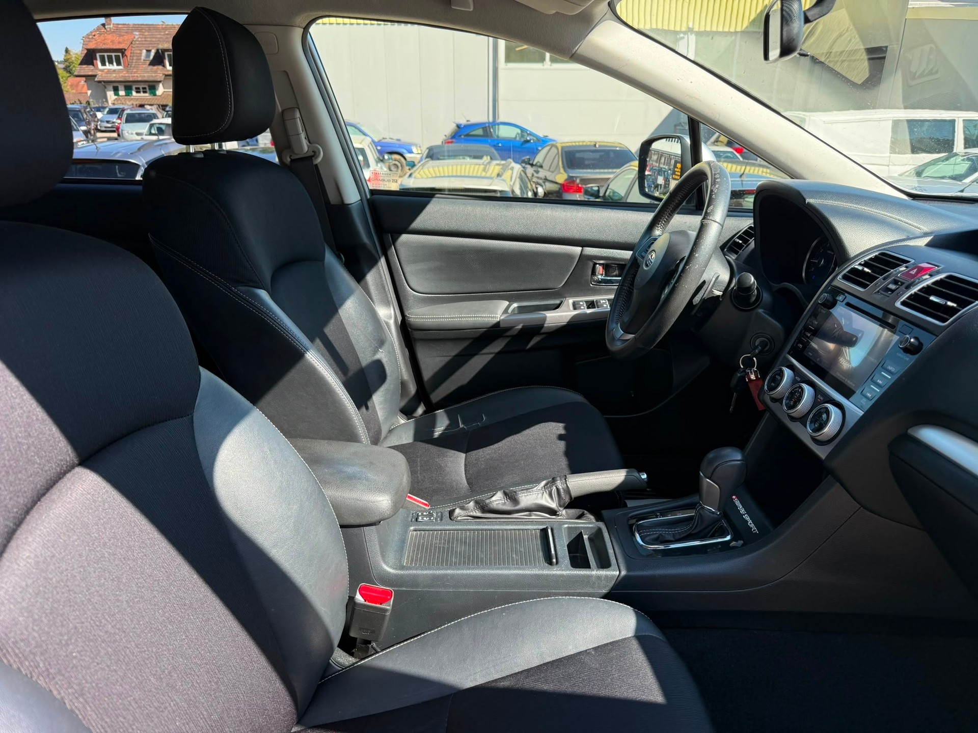 SUBARU Impreza 2.0 Swiss Sport Lineartronic-image-12