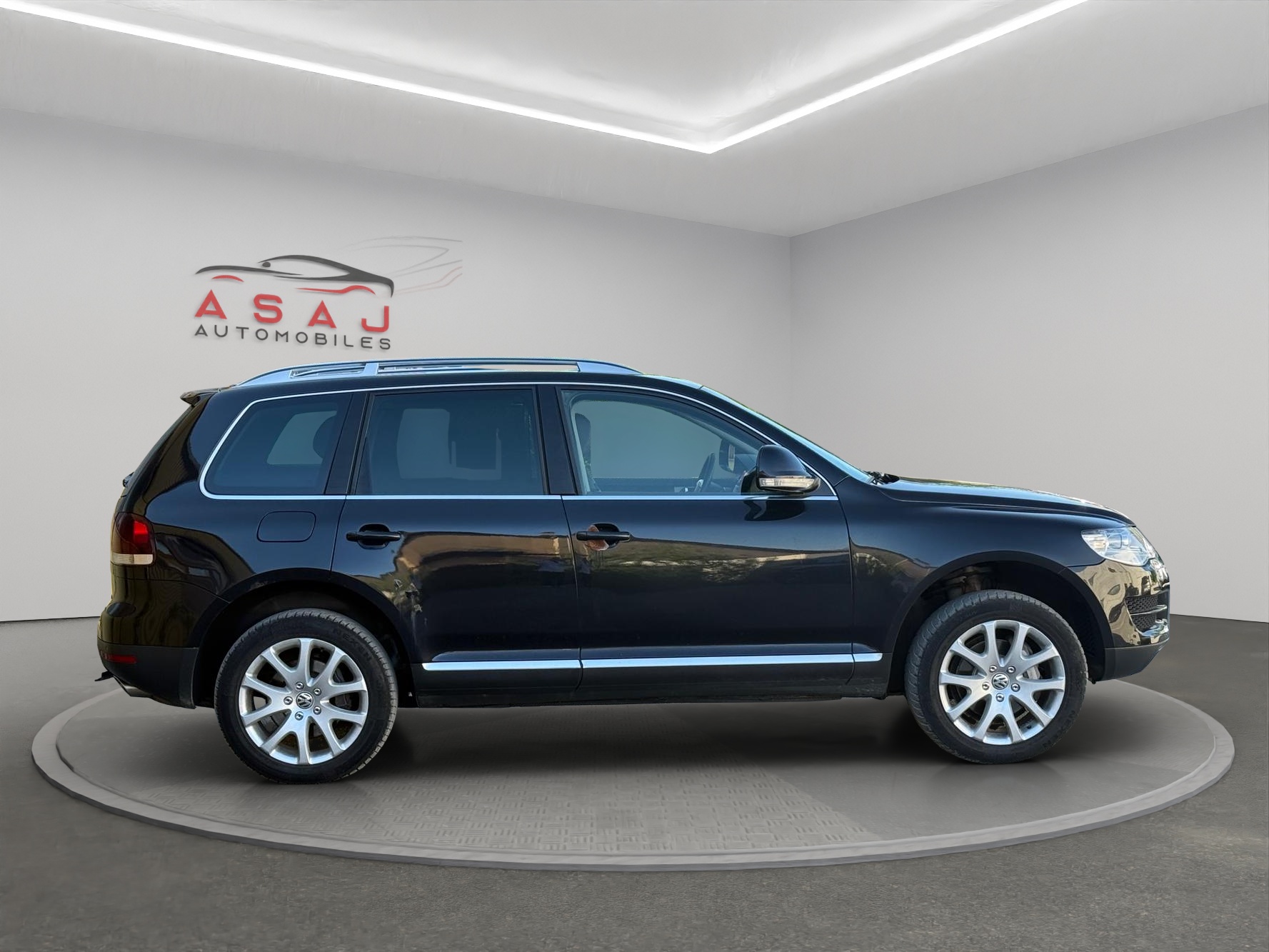 VW Touareg 3.0 TDI Tiptronic-image-7