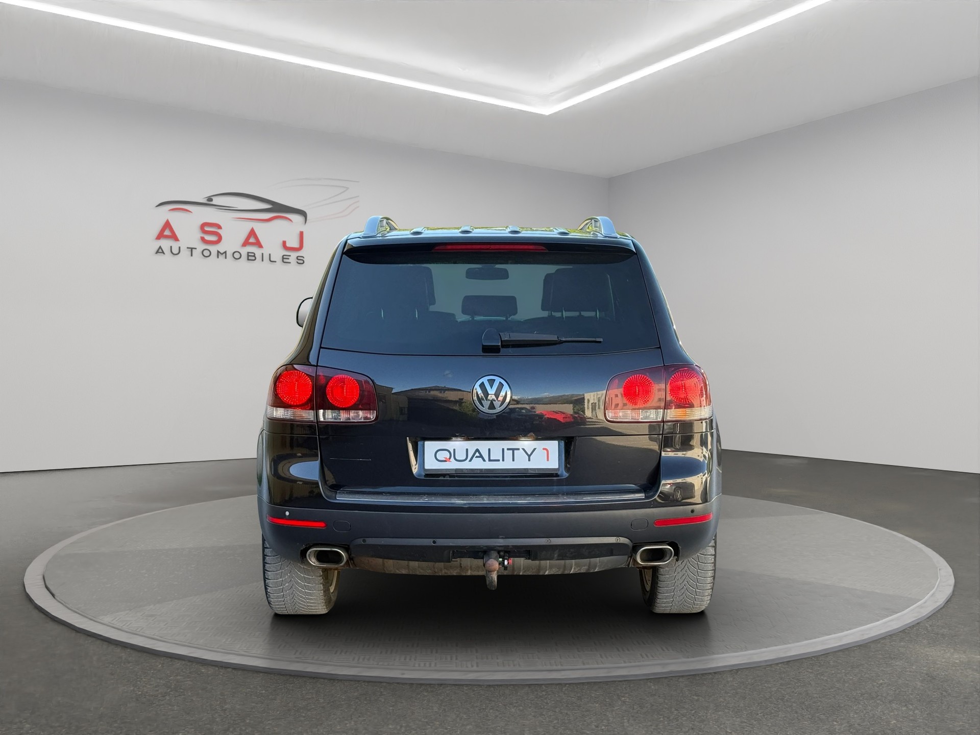 VW Touareg 3.0 TDI Tiptronic-image-5