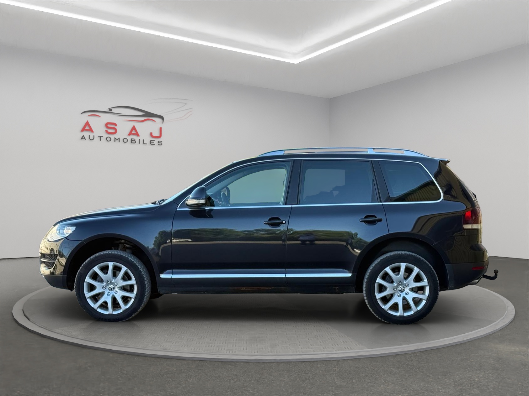 VW Touareg 3.0 TDI Tiptronic-image-3
