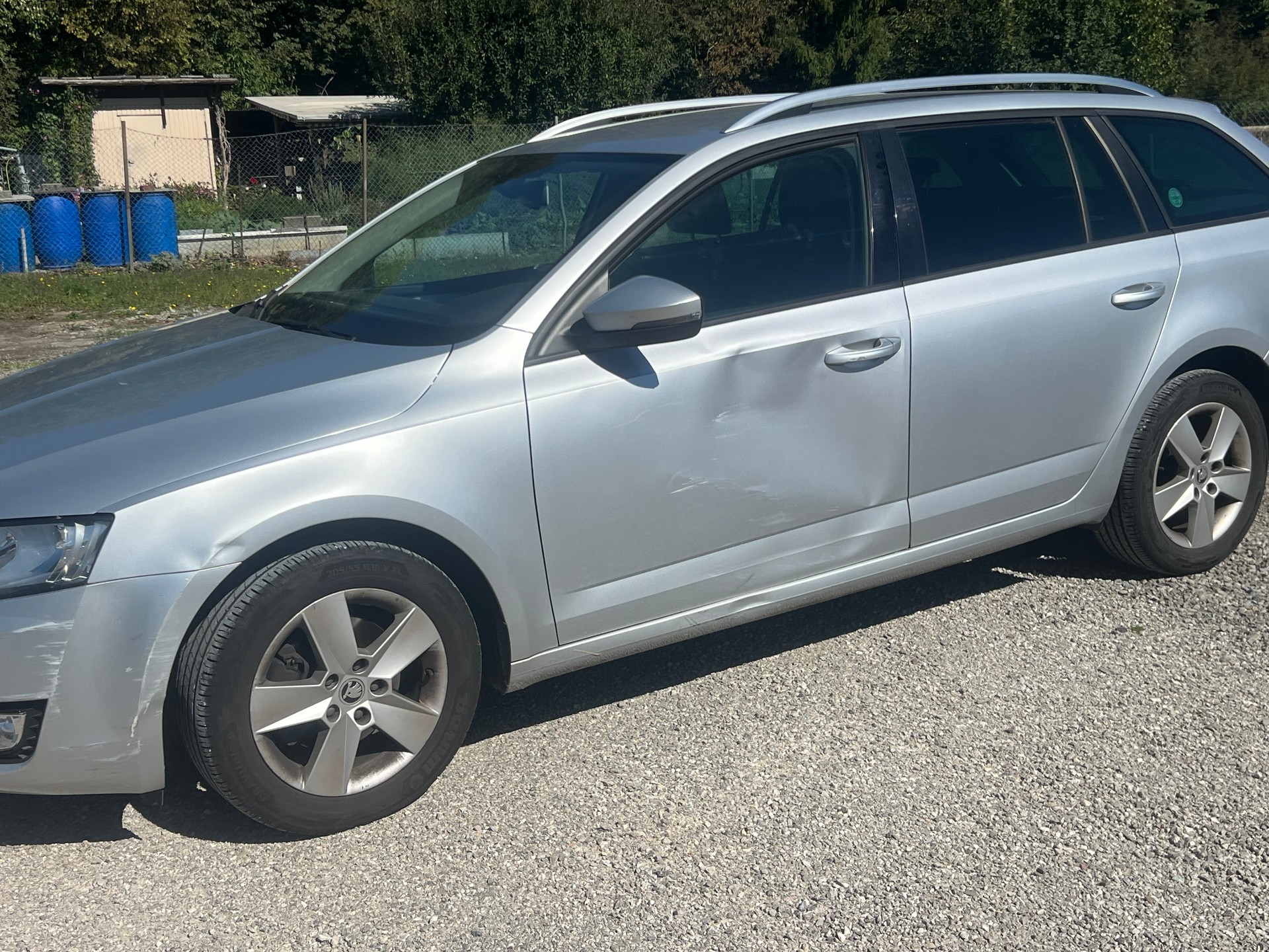 SKODA Octavia Combi 1.4 TSI Elegance-image-2